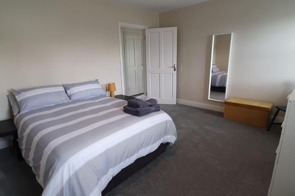 Four-Bedroom House photo 1