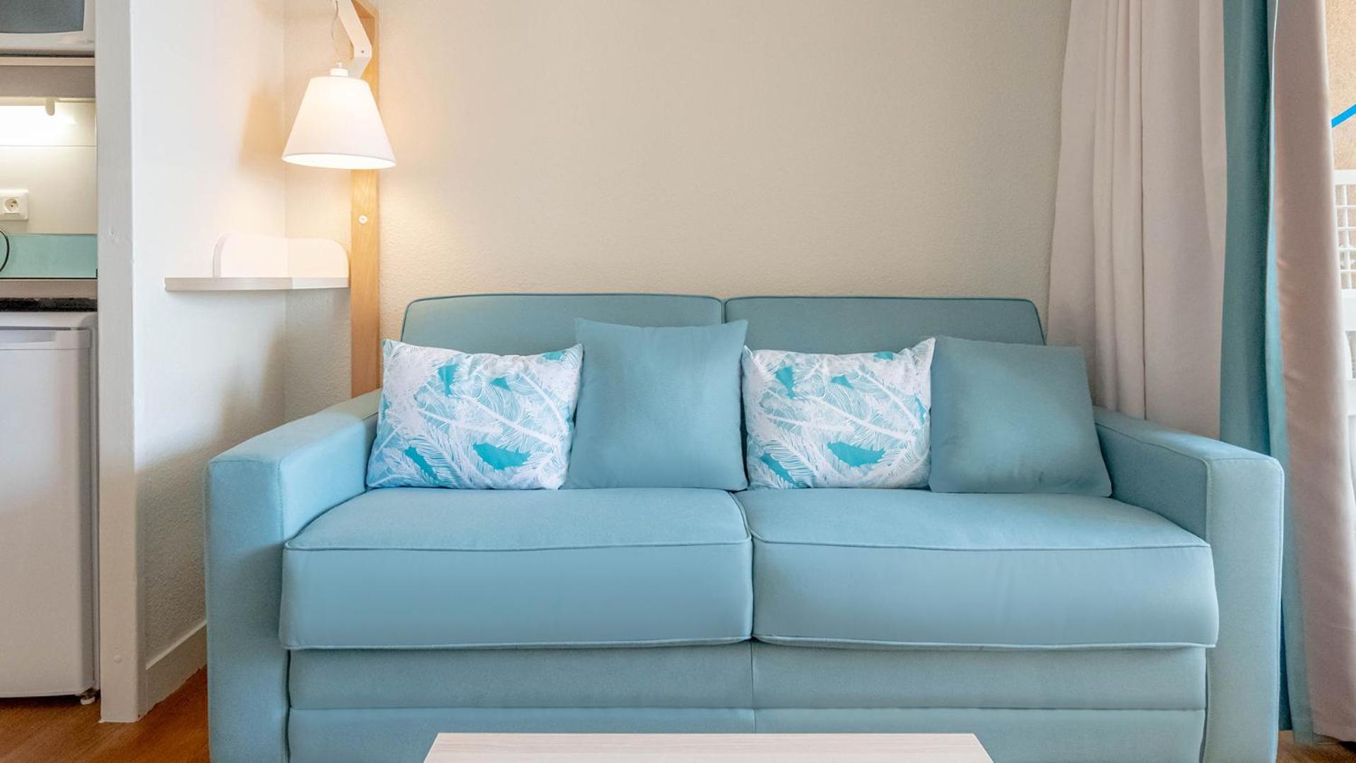 Studio with Sleeping Alcove, Air conditioning and Terrace or Balcony (4 People)