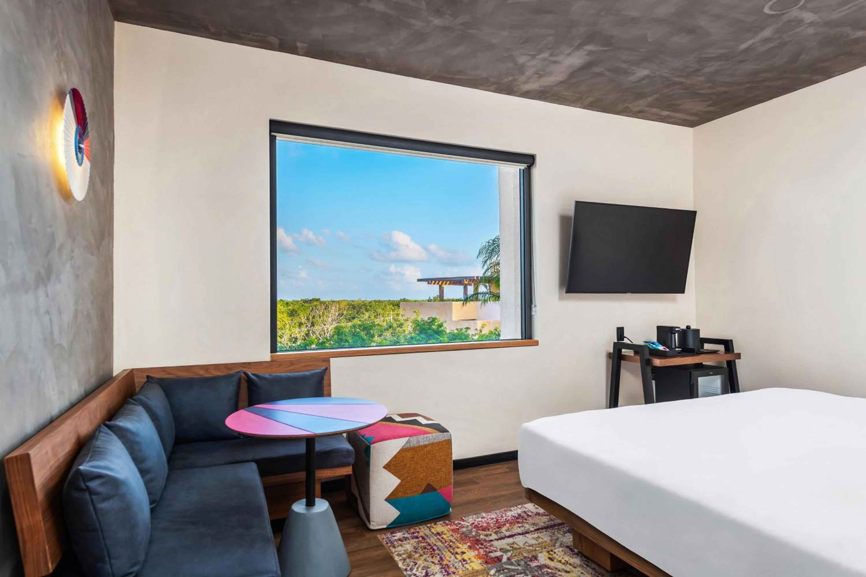 King Room with City View