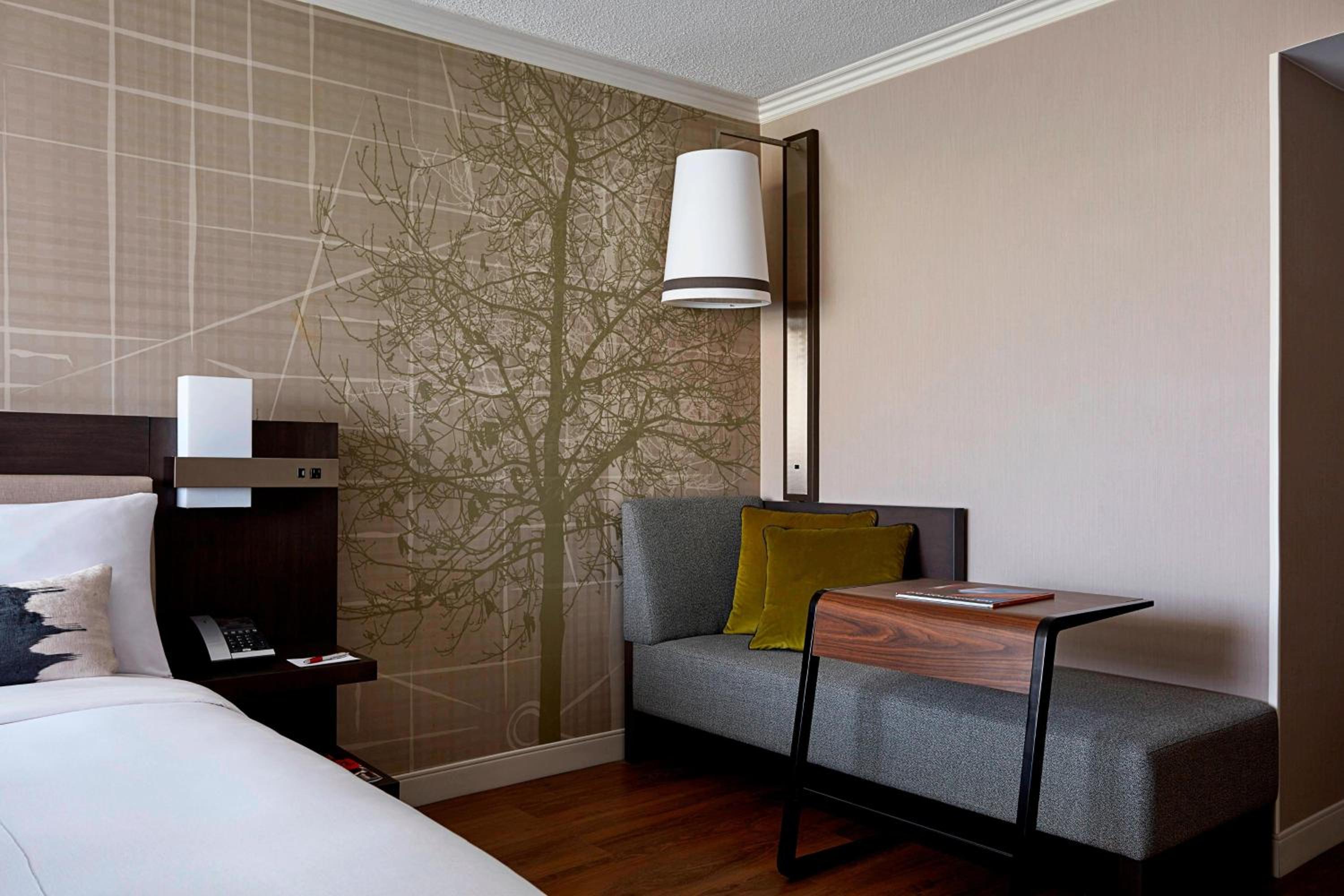 King or Double Room - Photo 5