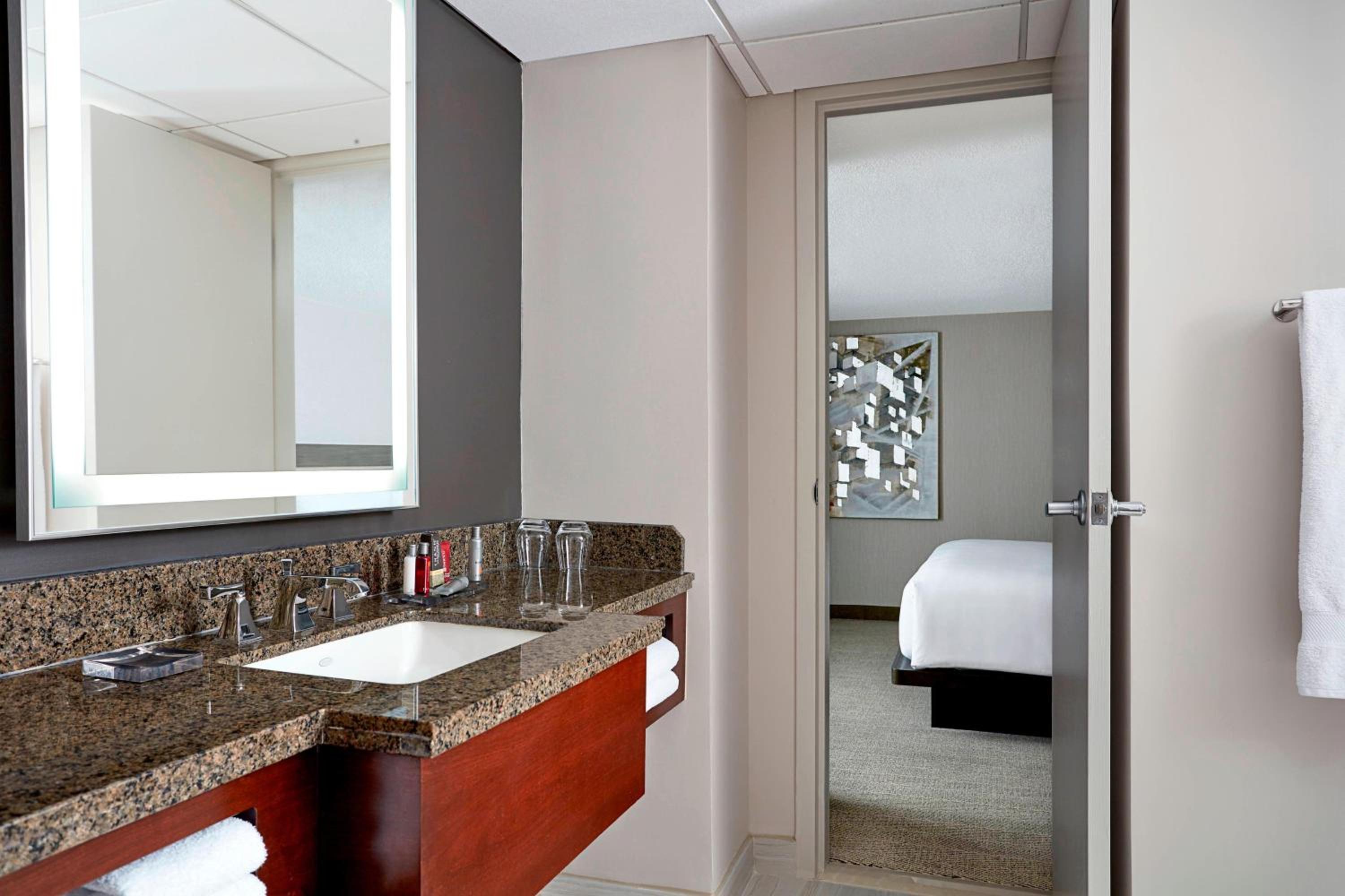 King or Double Room - Photo 3