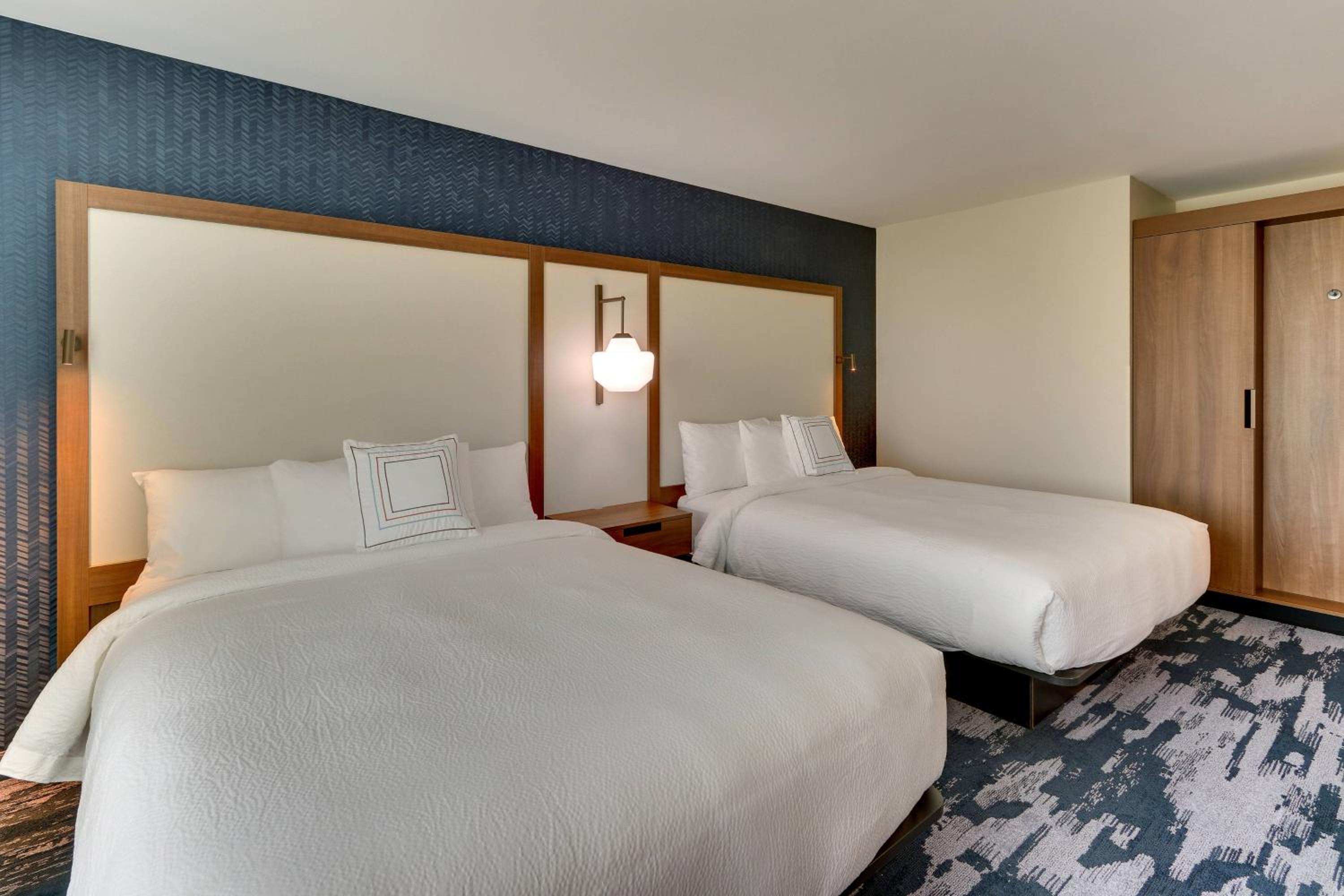 Guest room, 2 Queen - Photo 2
