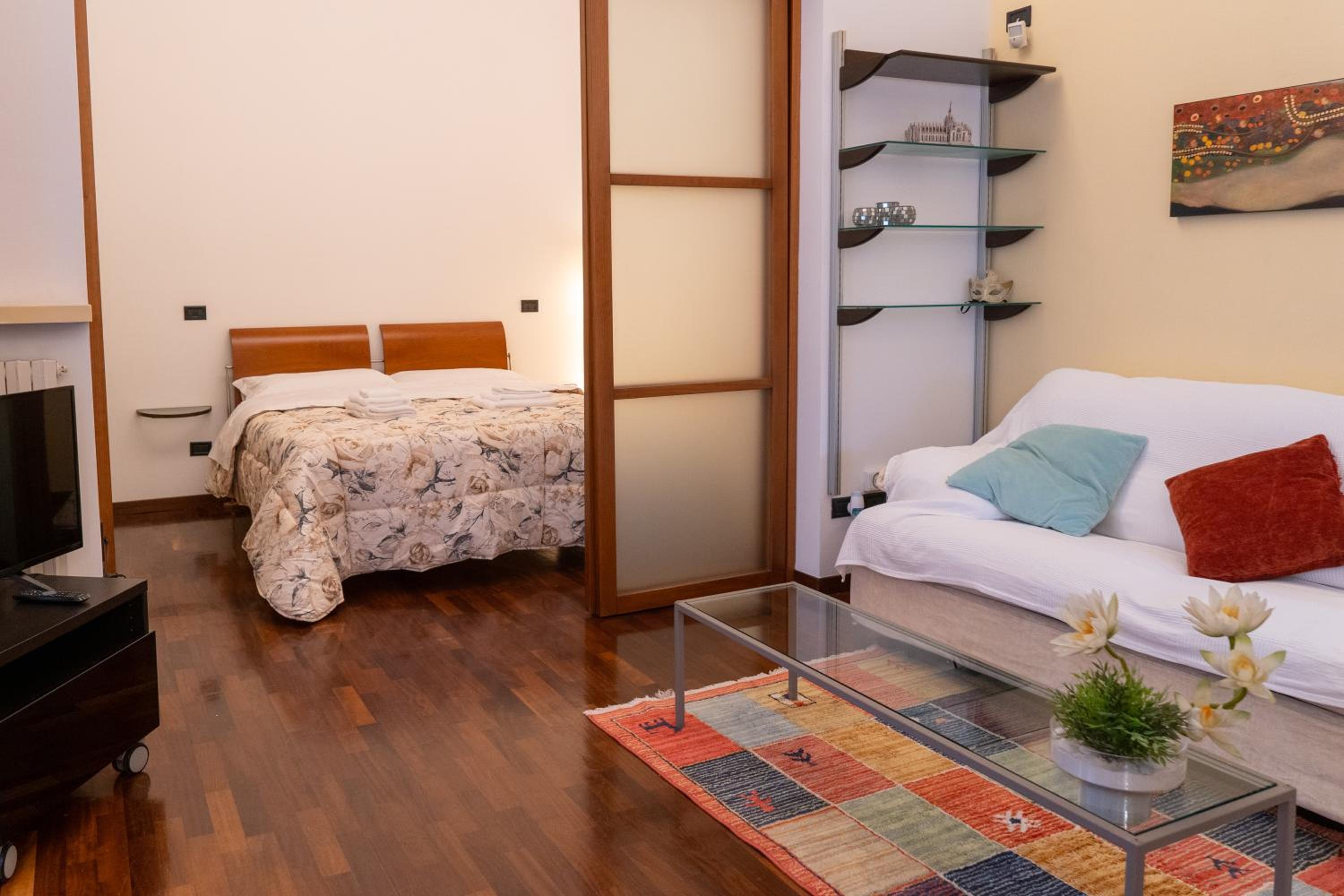 One-Bedroom Apartment