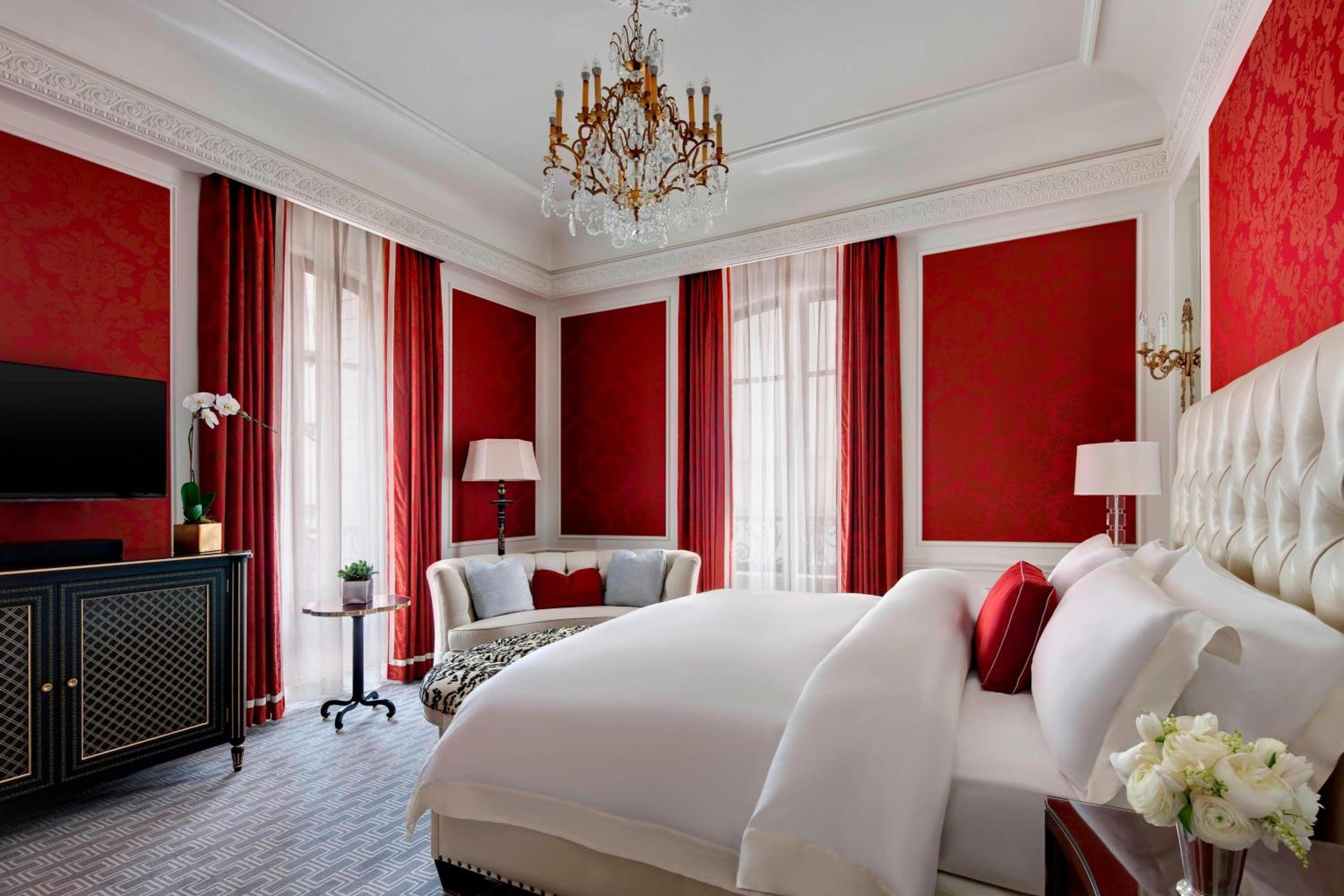 One-Bedroom St Regis Suite - Butler Service
