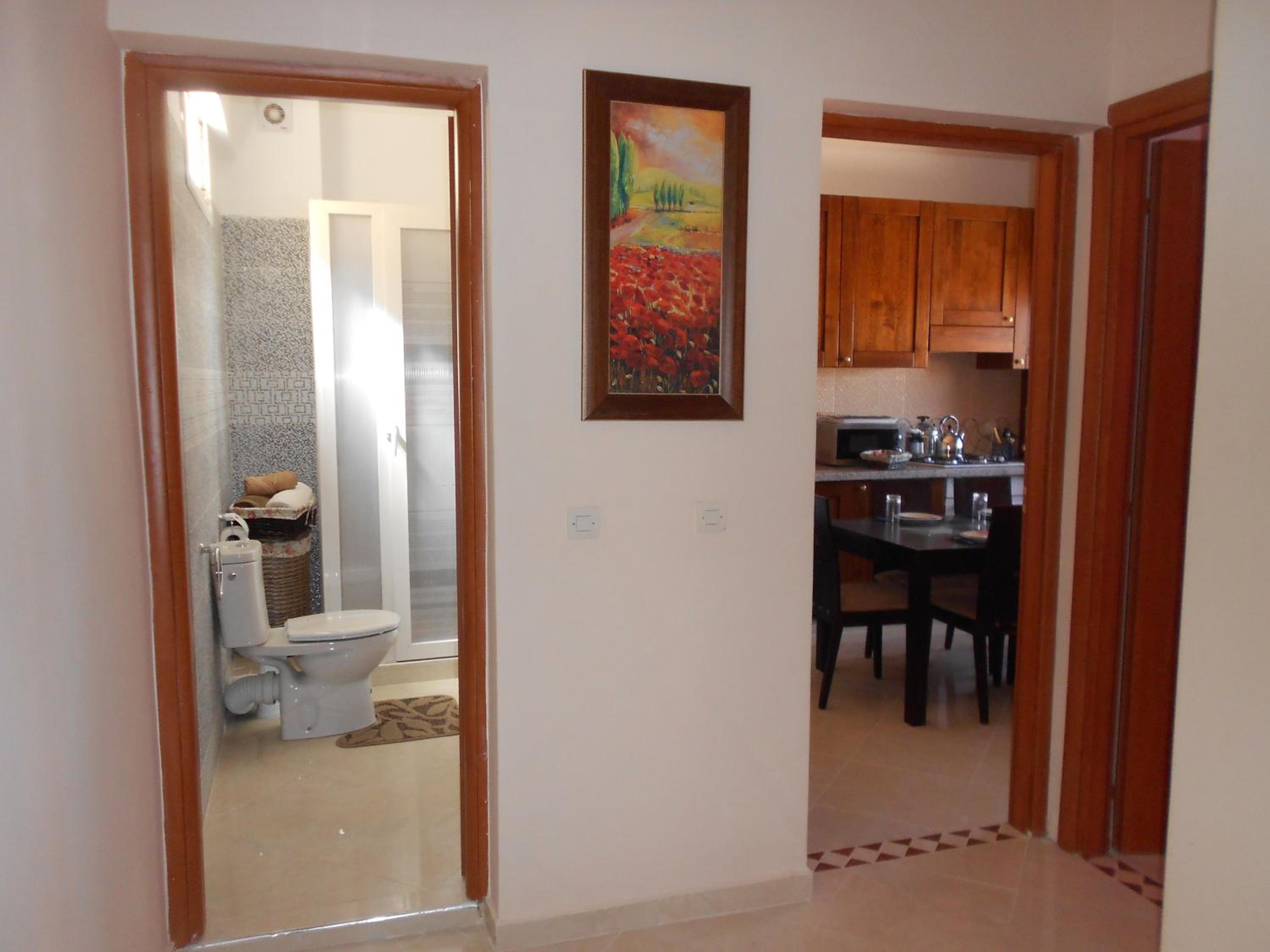 Two-Bedroom Apartment - Photo 6