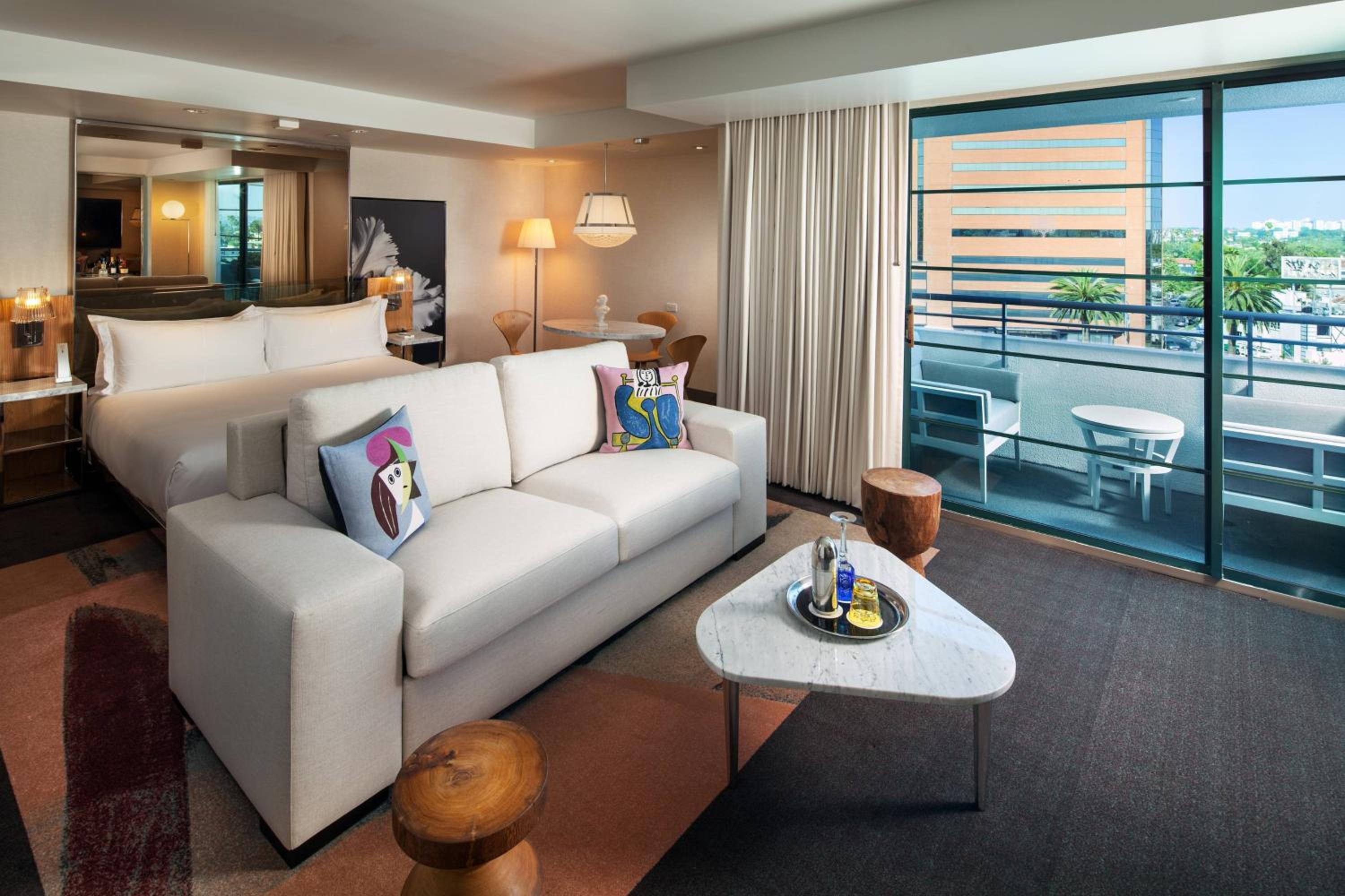 Balcony Suite, Suite, King
