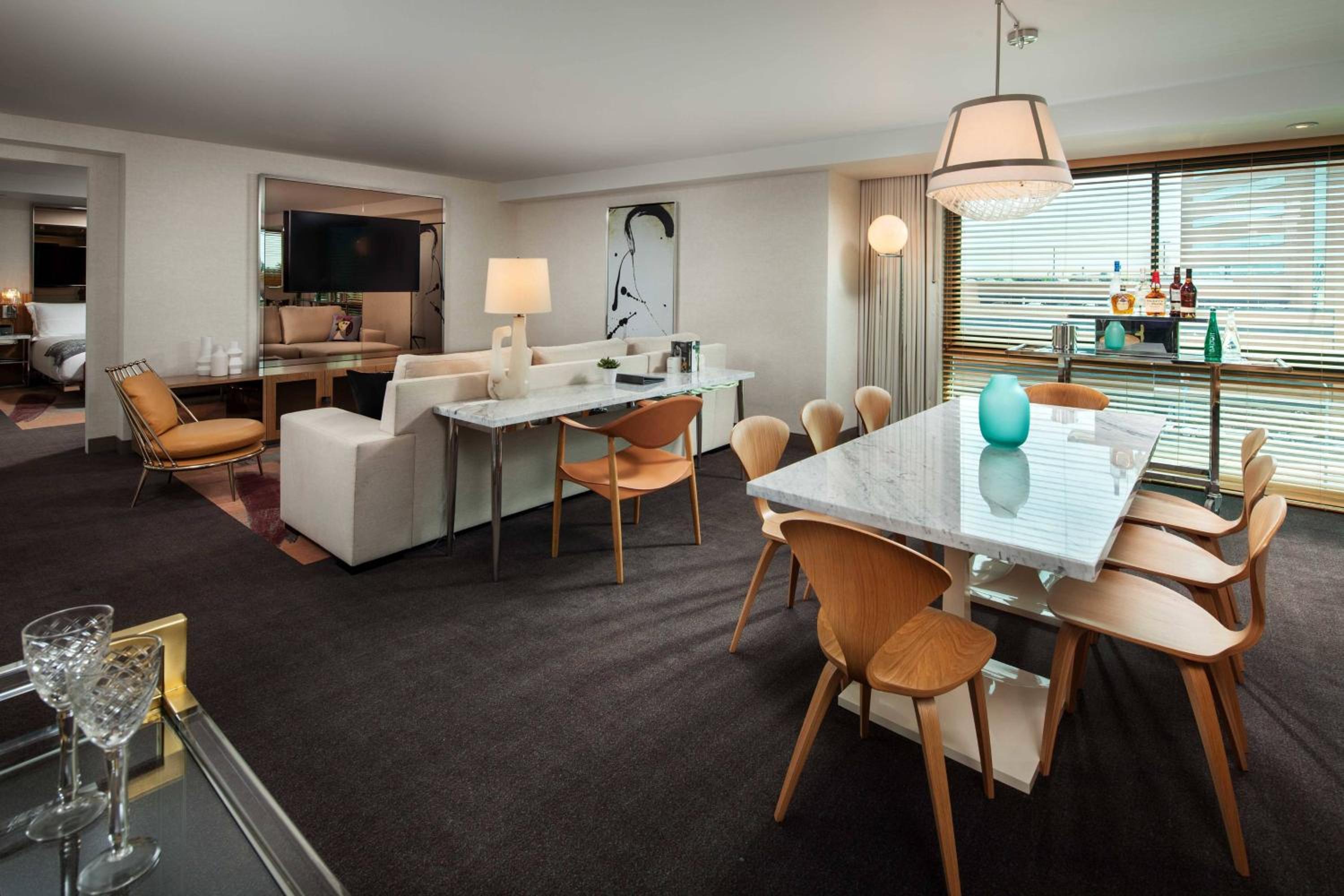 SLS Suite, Suite, 1 King, Alternate bed: sofa bed