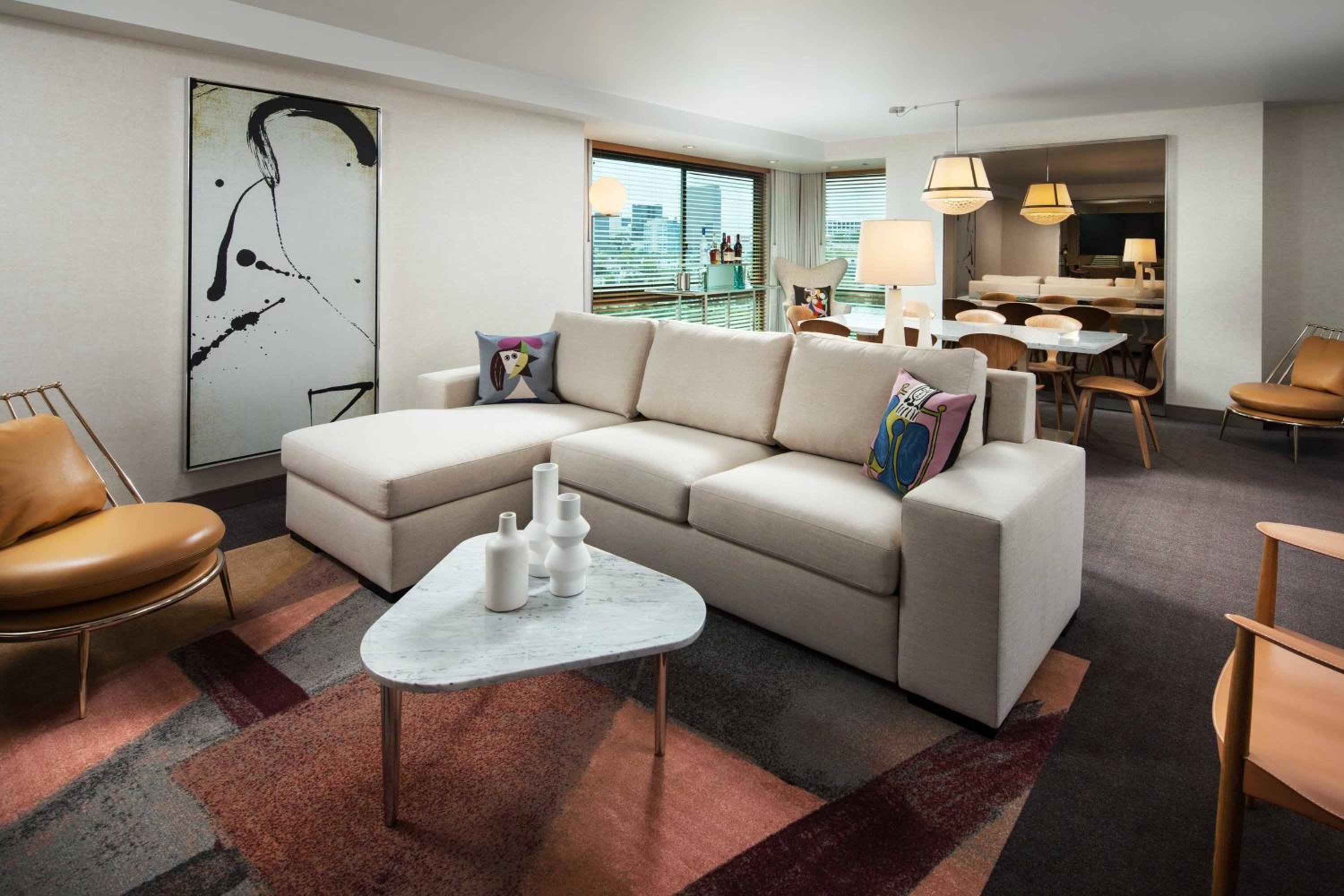 SLS Suite, Suite, 1 King, Alternate bed: sofa bed
