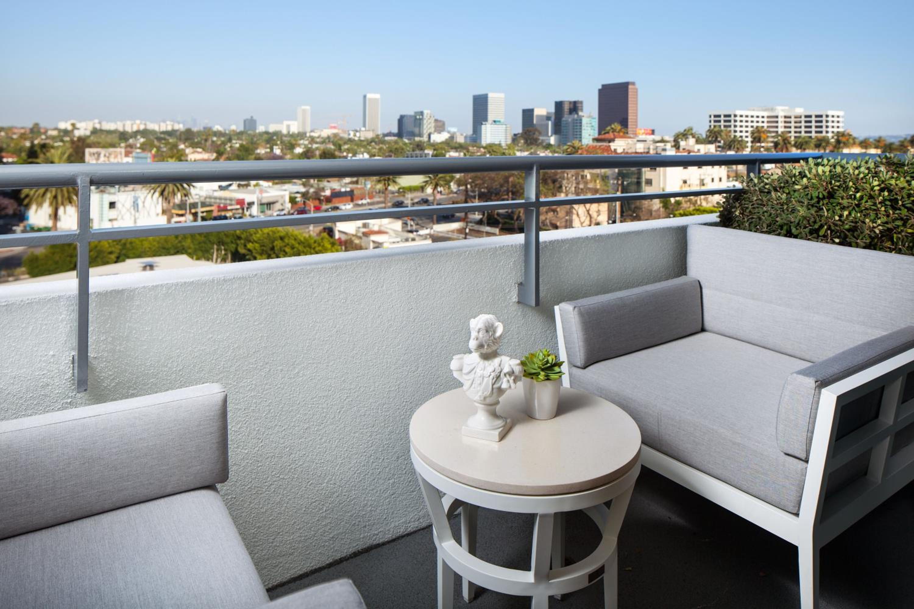 Balcony Suite, Suite, King