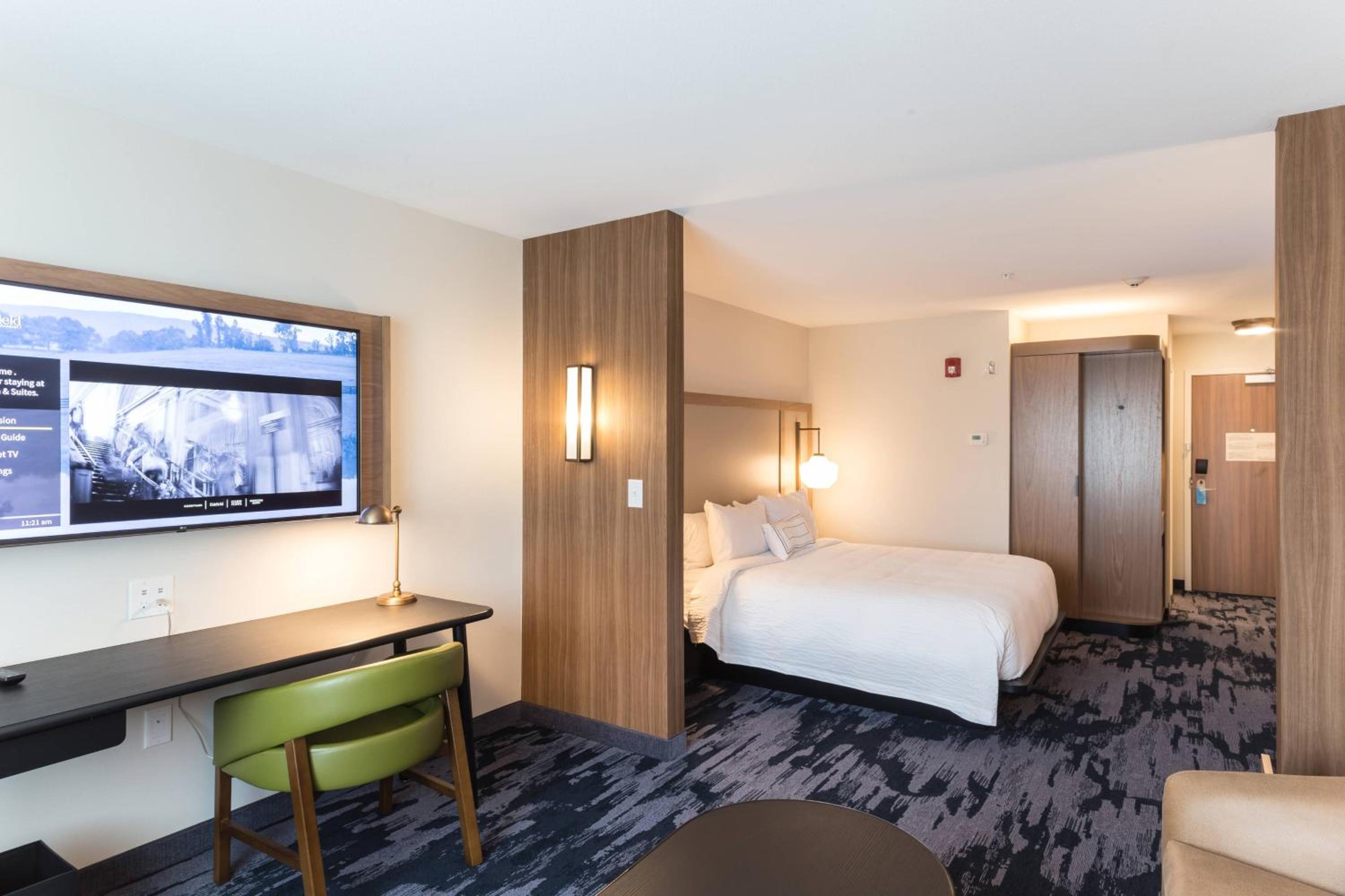 One Bedroom Suite with King Bed, Sofa Bed and Water View