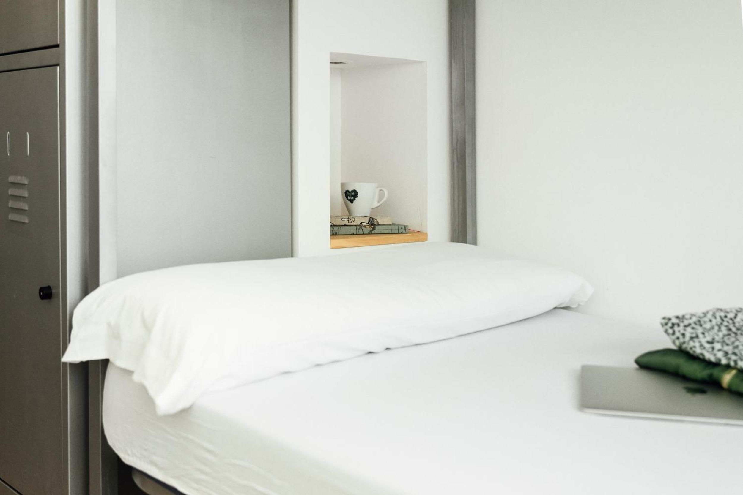 Quadruple Room with Shared Bathroom photo 3