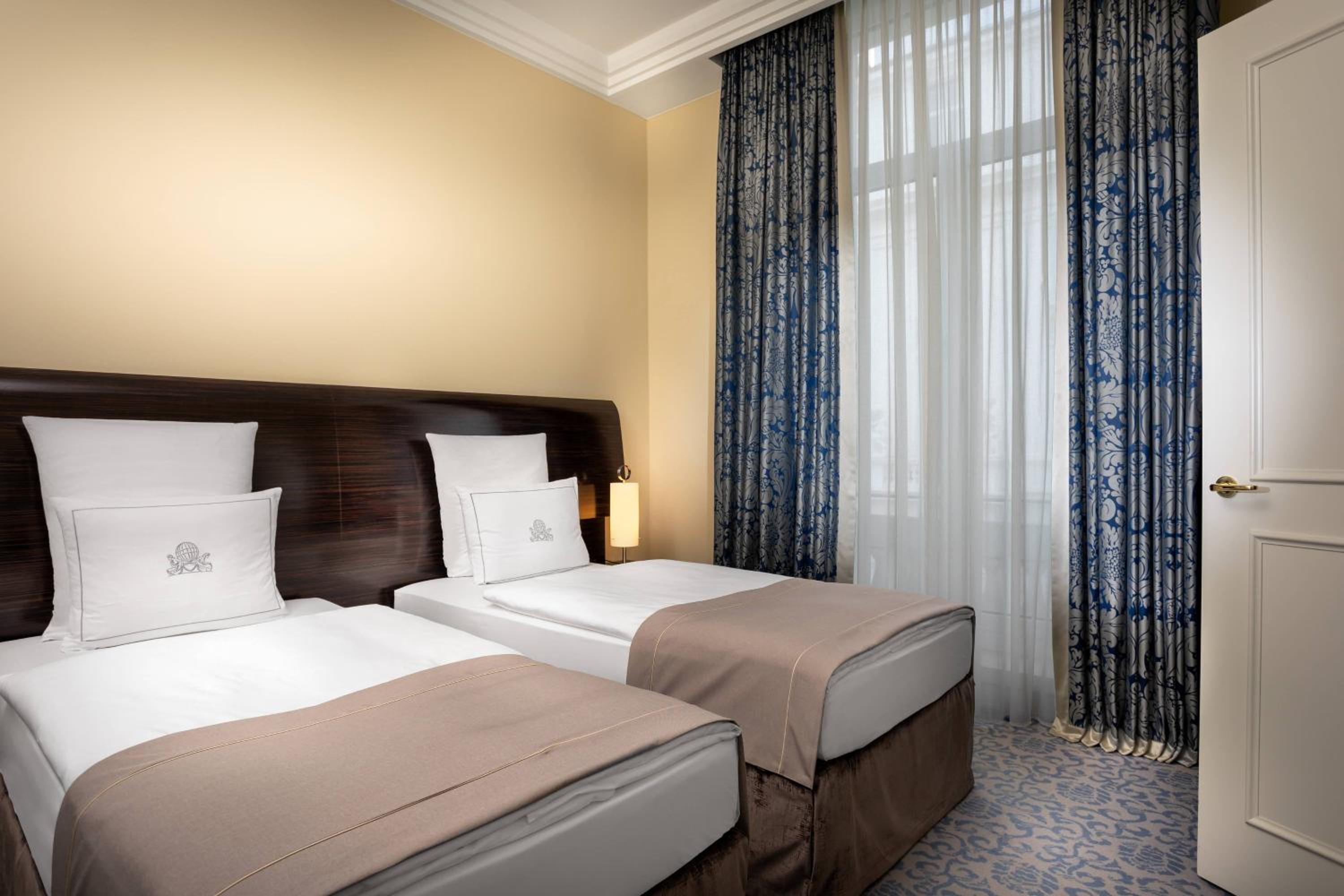 Junior Suite, 2 Twin/Single Bed(s)