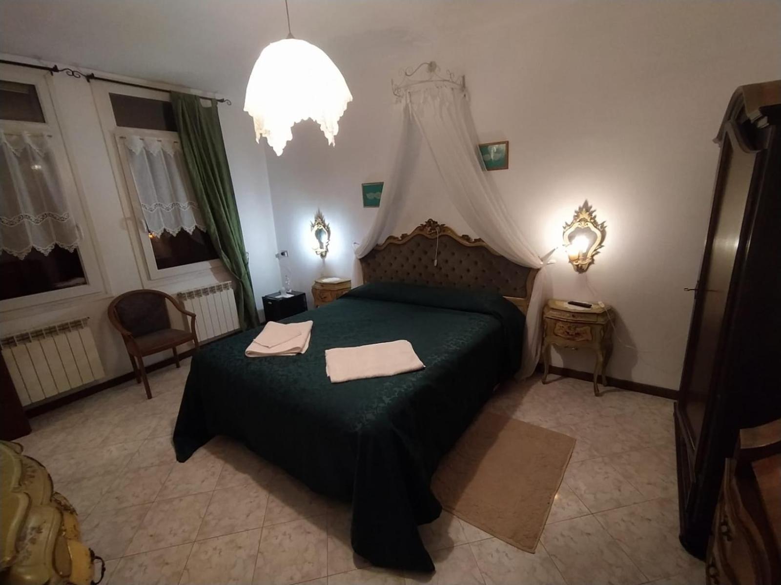 Double Room photo 1