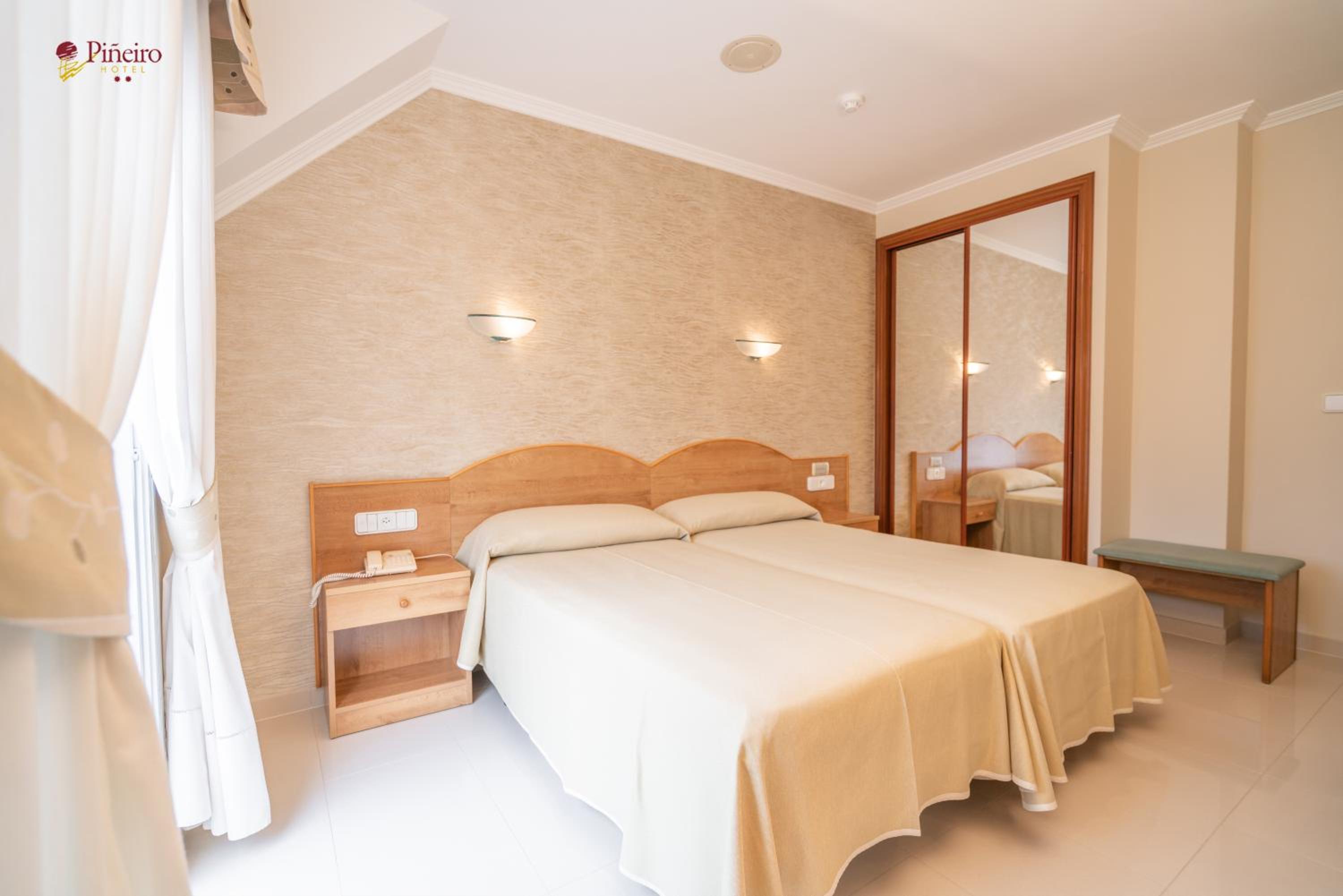 Double or Twin Room - Photo 1