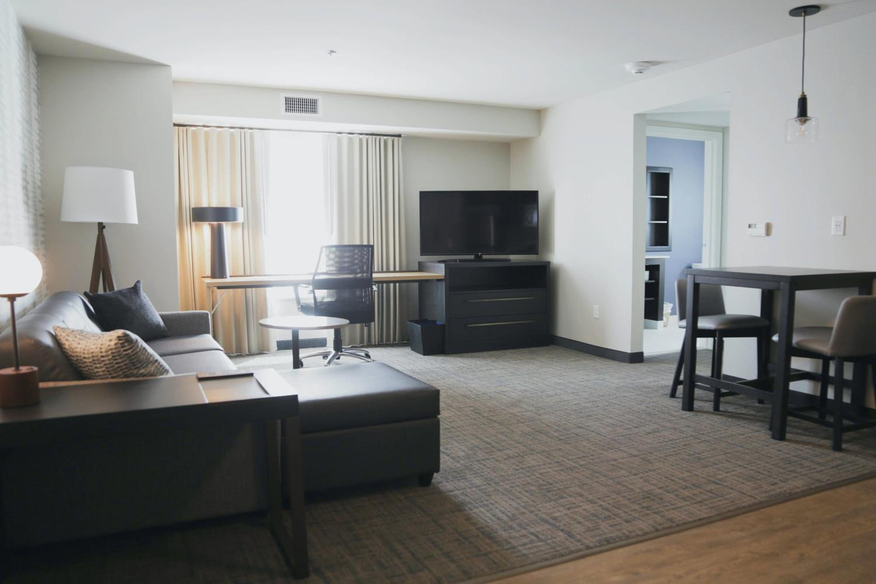 One Bedroom Suite, 1 Bedroom Suite, 1 King, Sofa bed - Photo 3