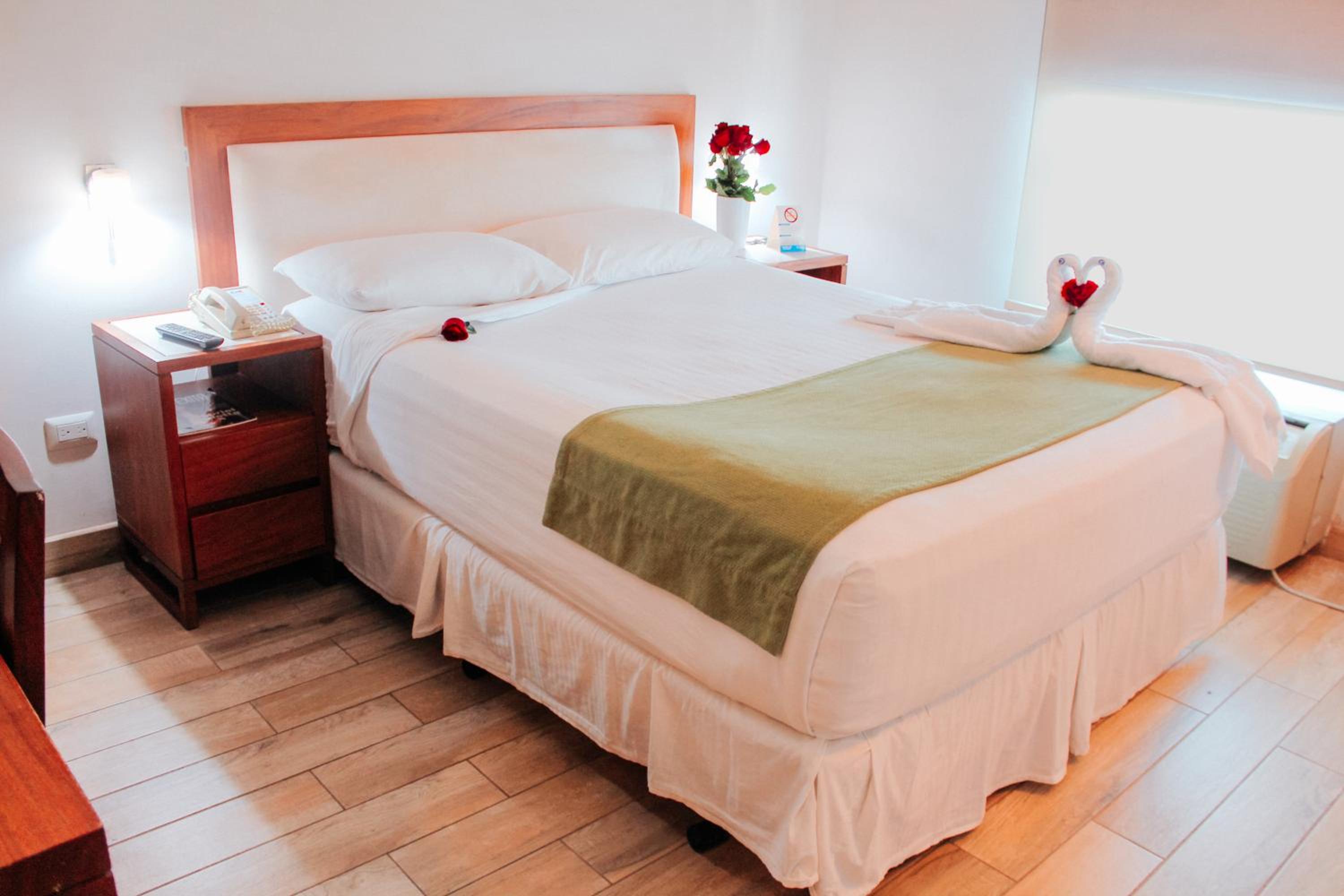 Twin Room - Photo 2