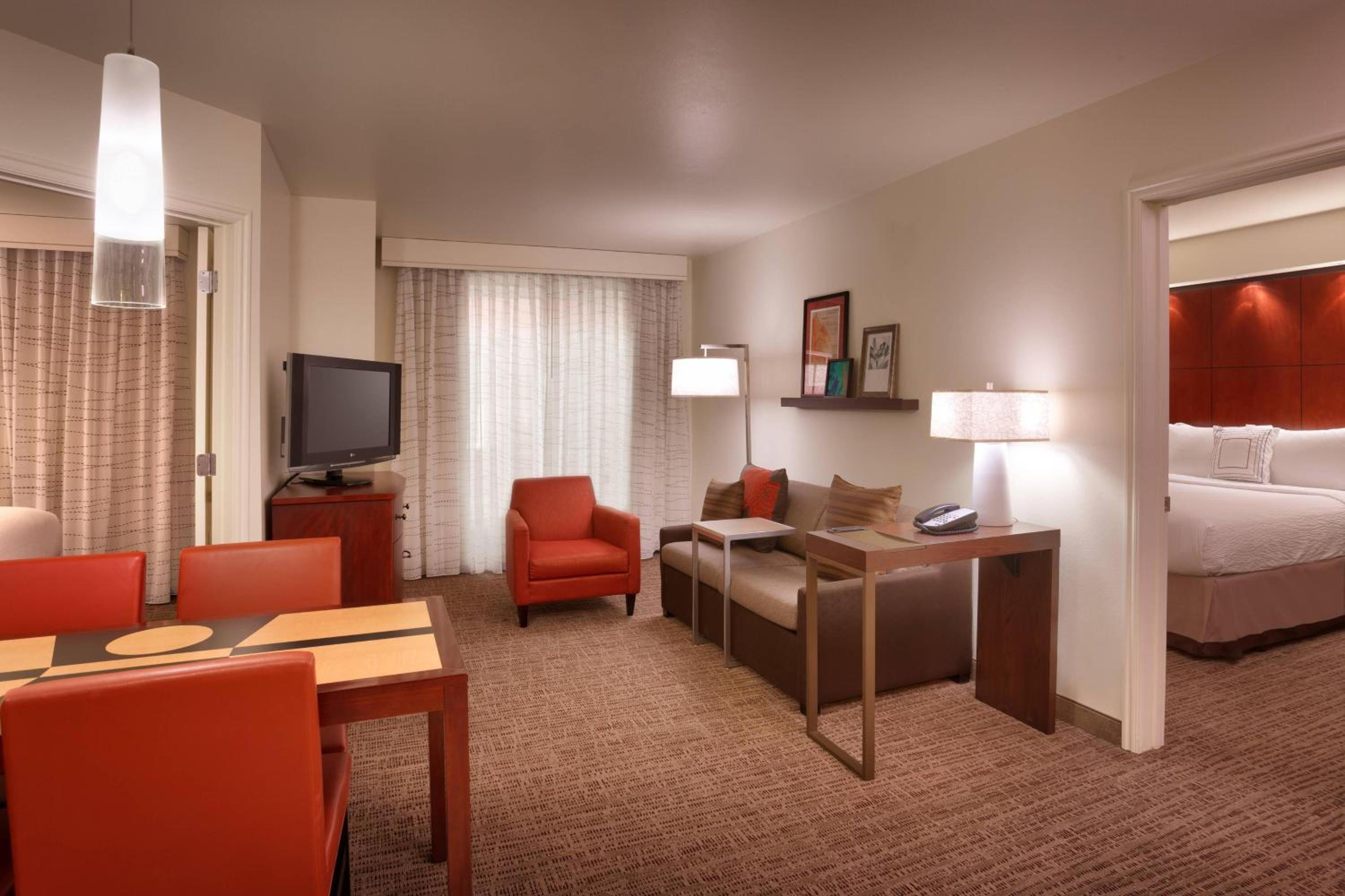 Two-Bedroom Suite - Photo 1
