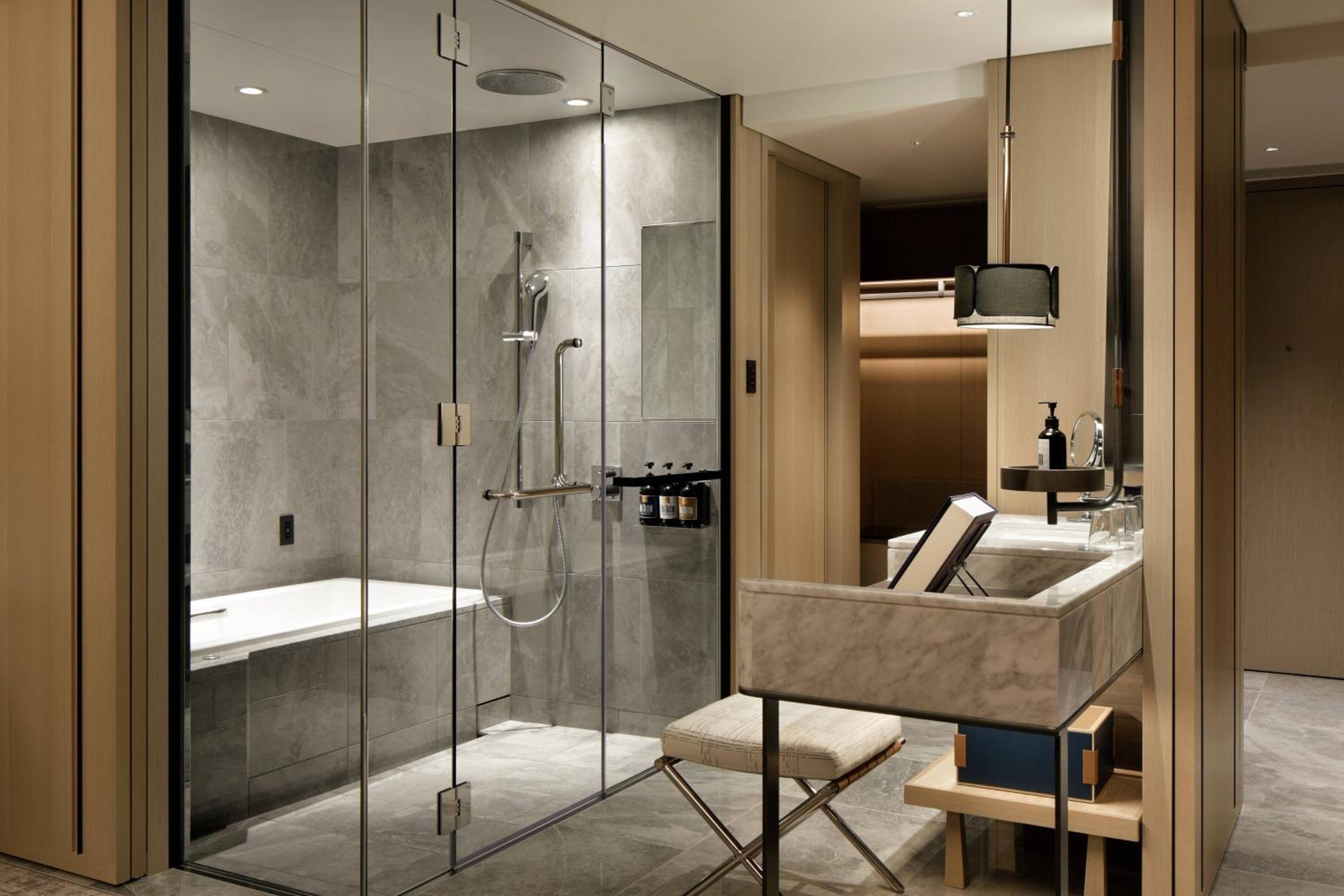 mesm Tokyo, Autograph Collection bathroom photo