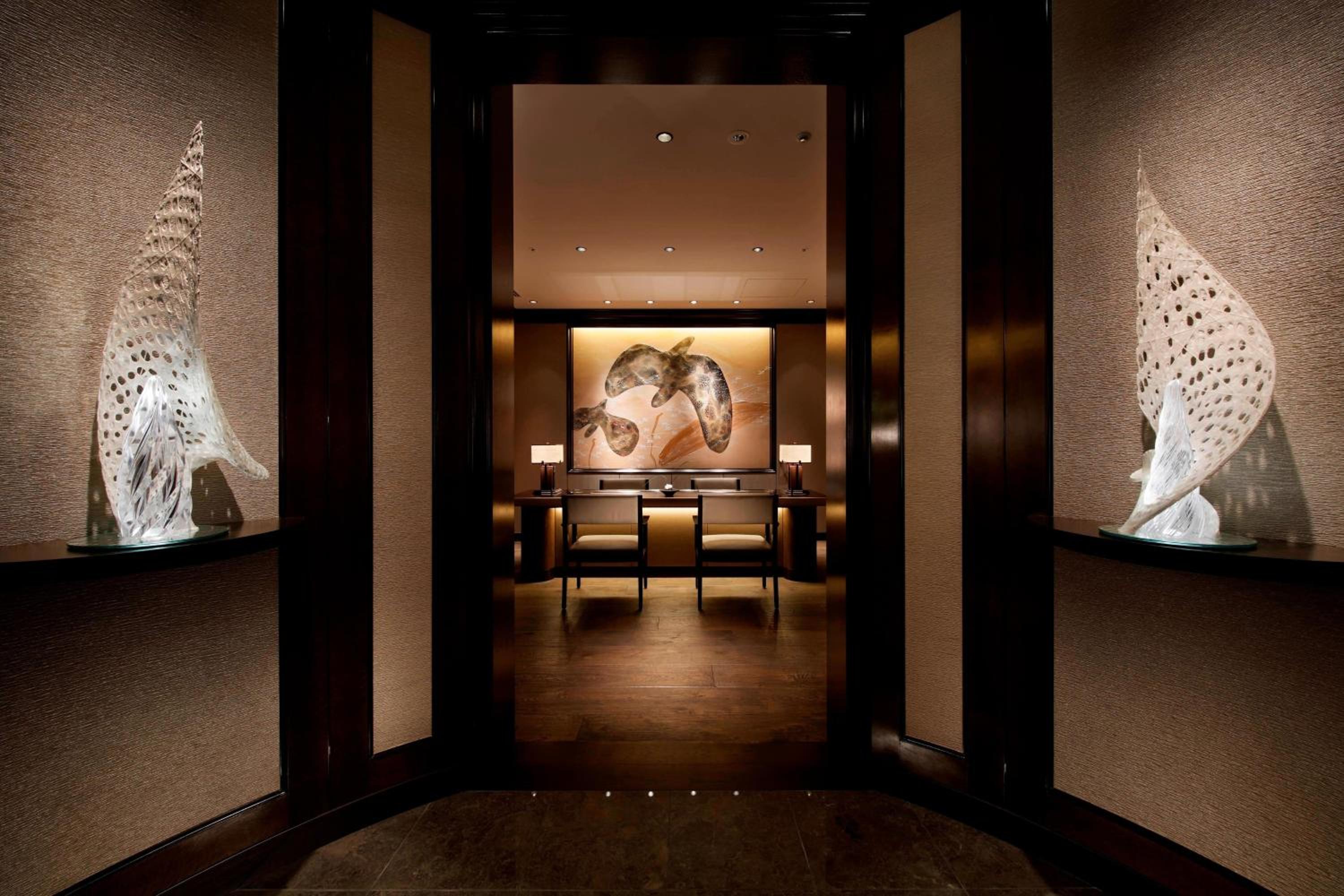 Modern Japanese Washitsu Suite photo 3