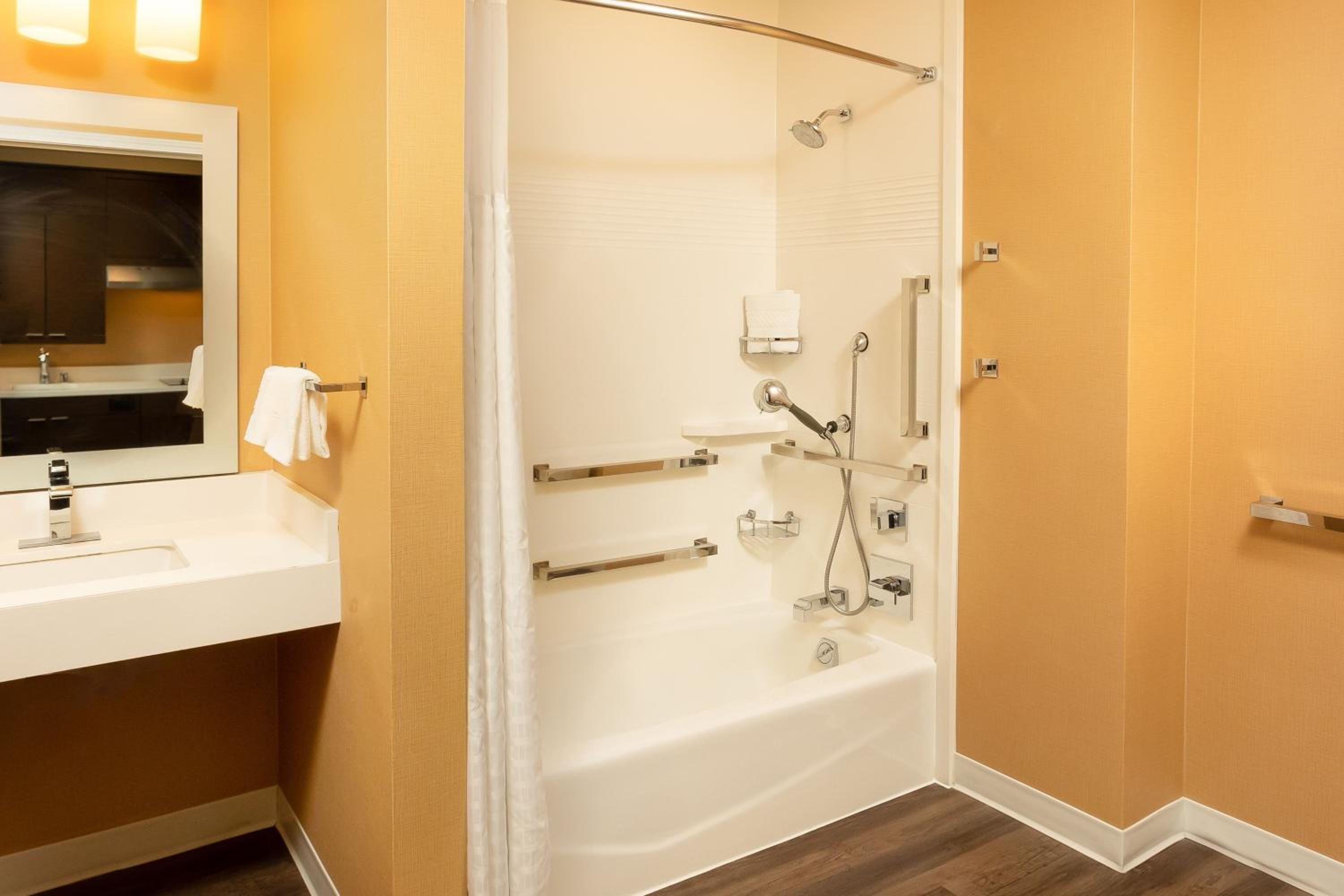 Wellness Studio King Room - Photo 5