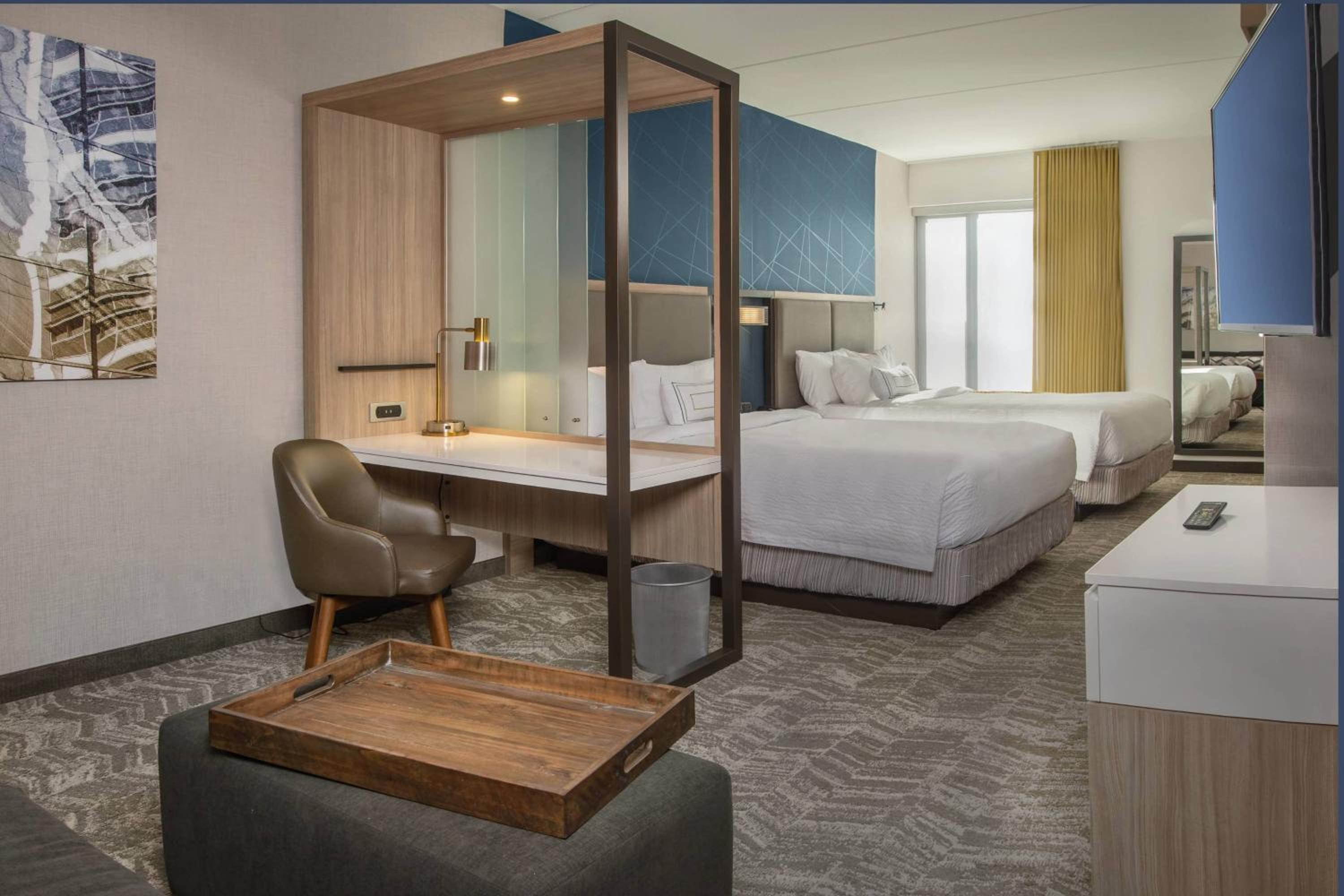 Suite with Two Queen Beds and Sofa Bed - Hearing Accessible photo 2