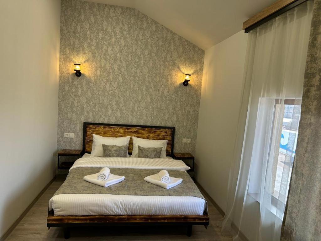 Large Double Room