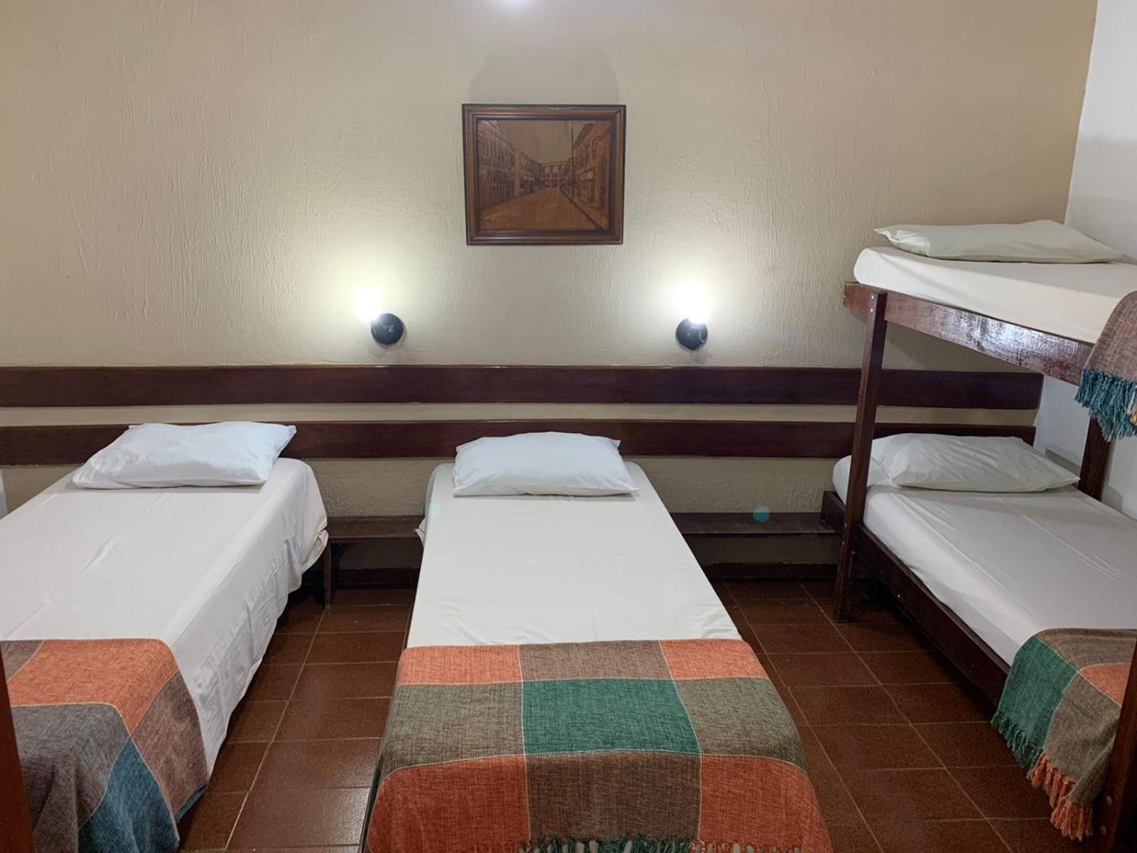 Quadruple Room with Private Bathroom photo 3