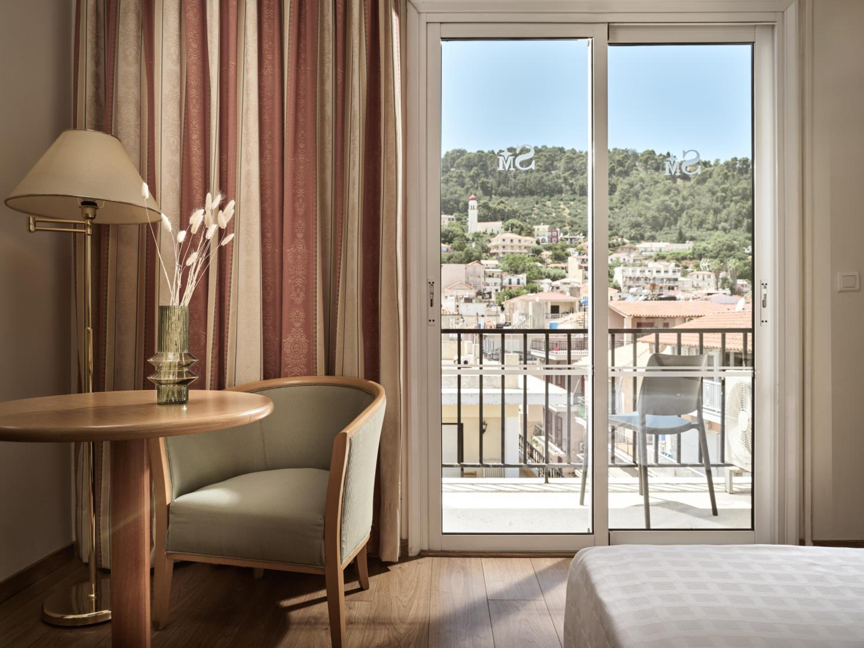 Superior double or  twin with balcony  CityView - Photo 6