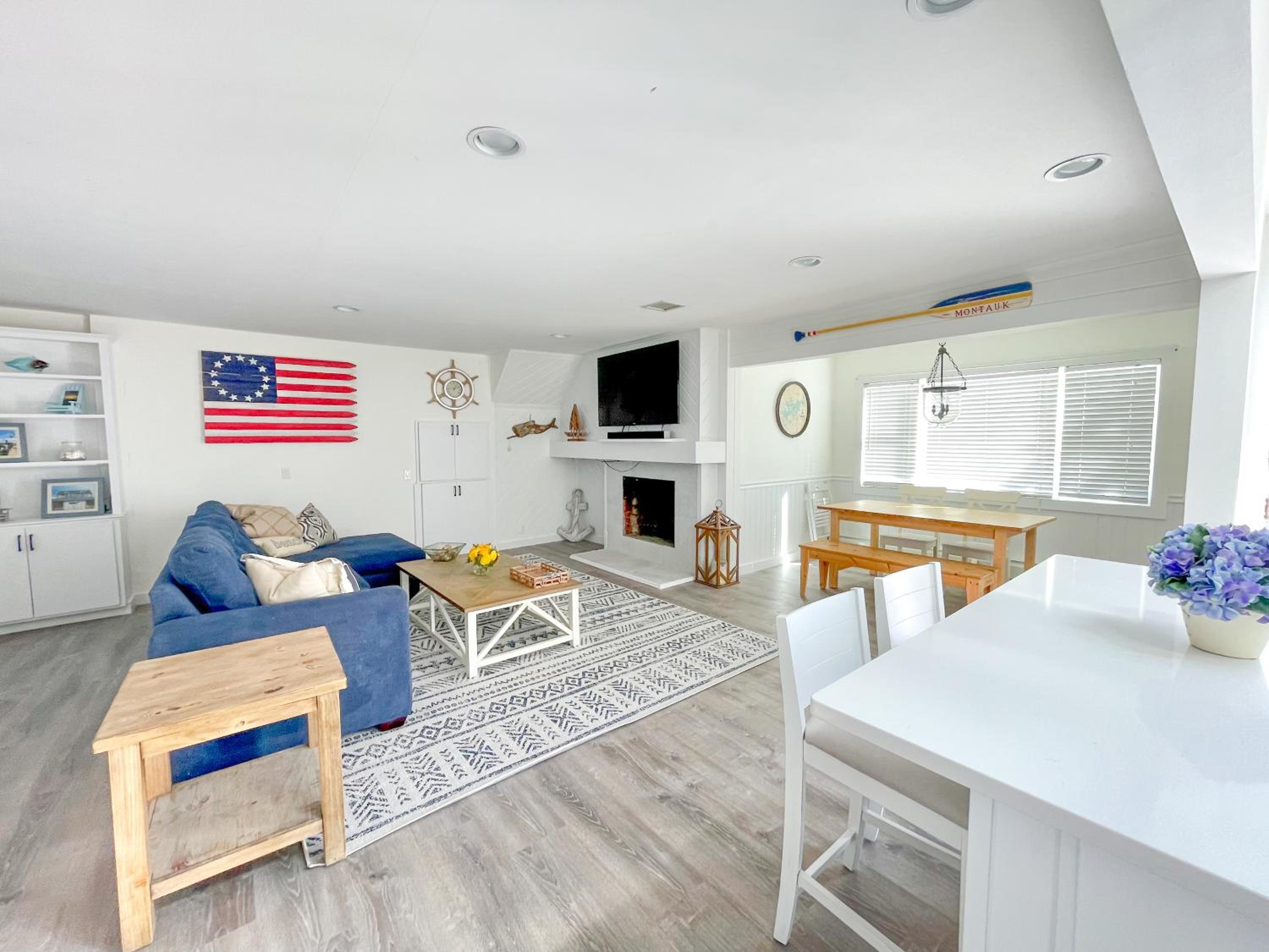 Deluxe Two-Bedroom Apartment