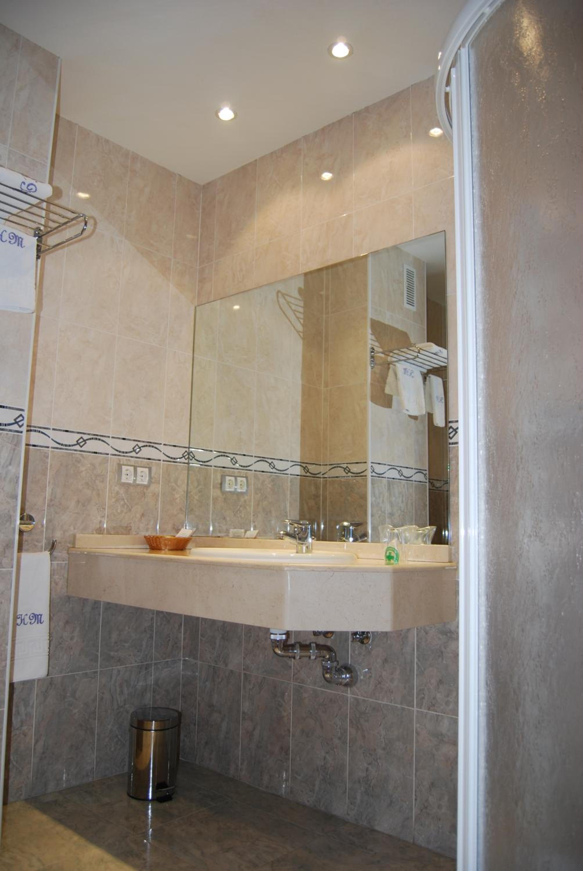 Single Room photo 3