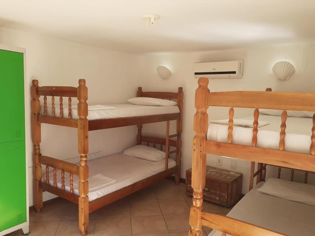 Bed in 4-Bed Mixed Dormitory Room with Shared Bathroom photo 3