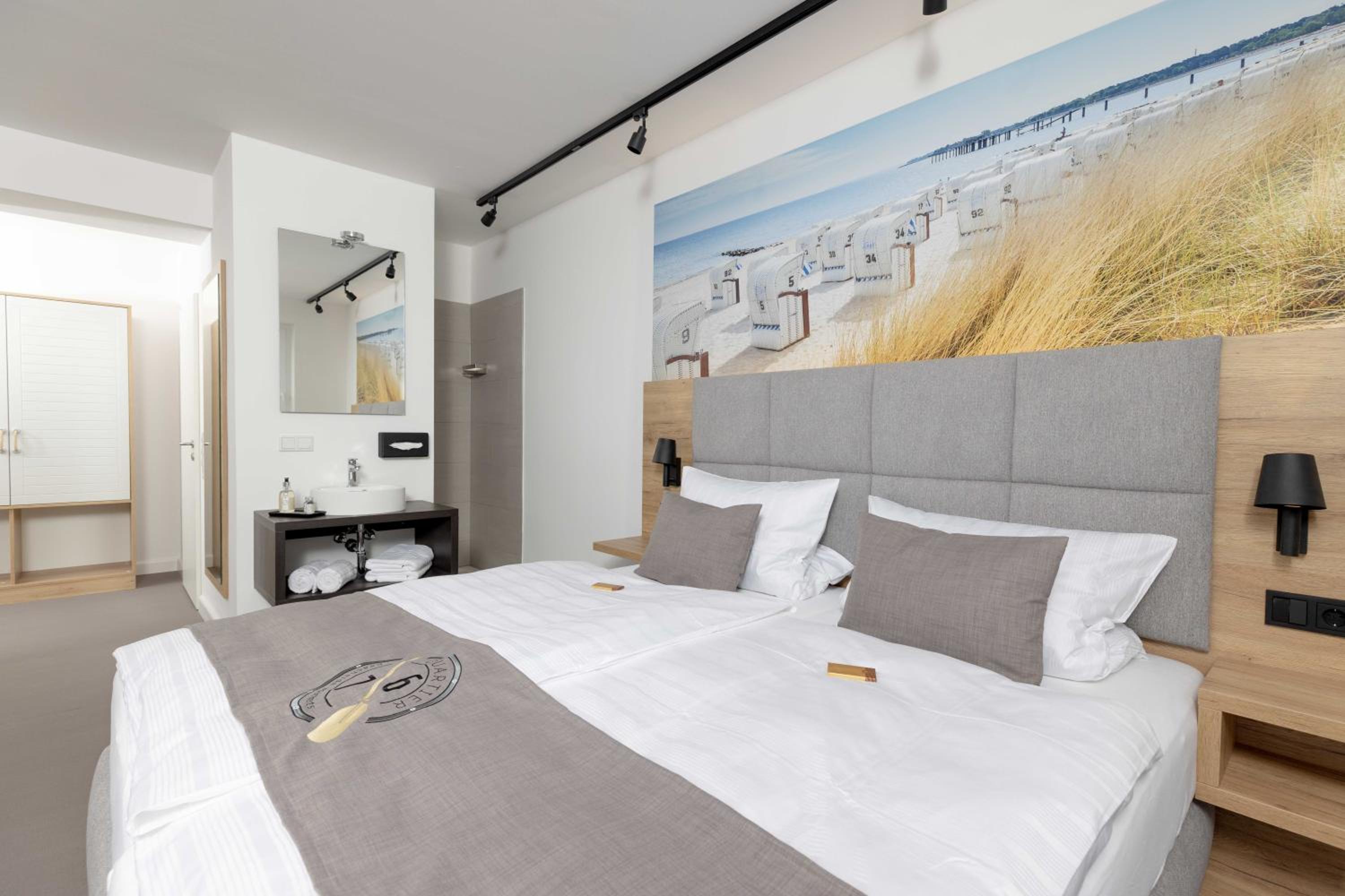 Studio Apartment with Sea View photo 2