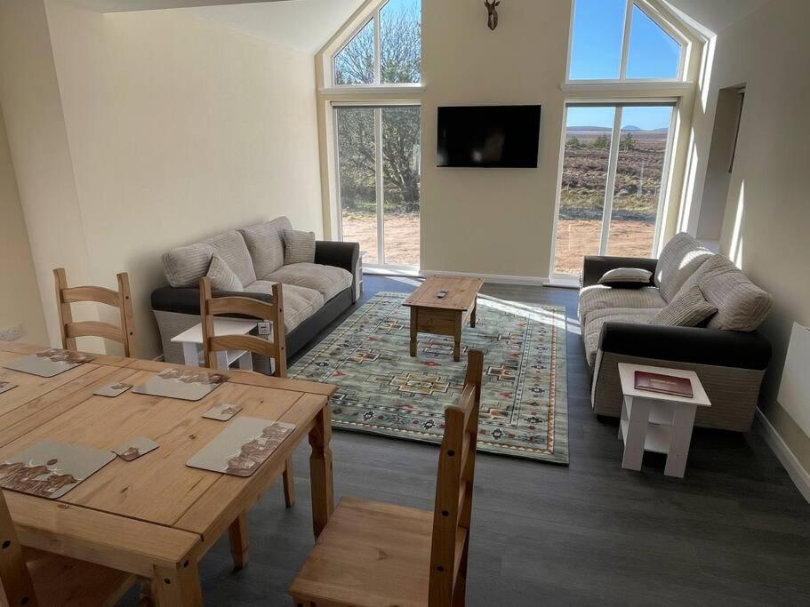 Three-Bedroom House photo 1