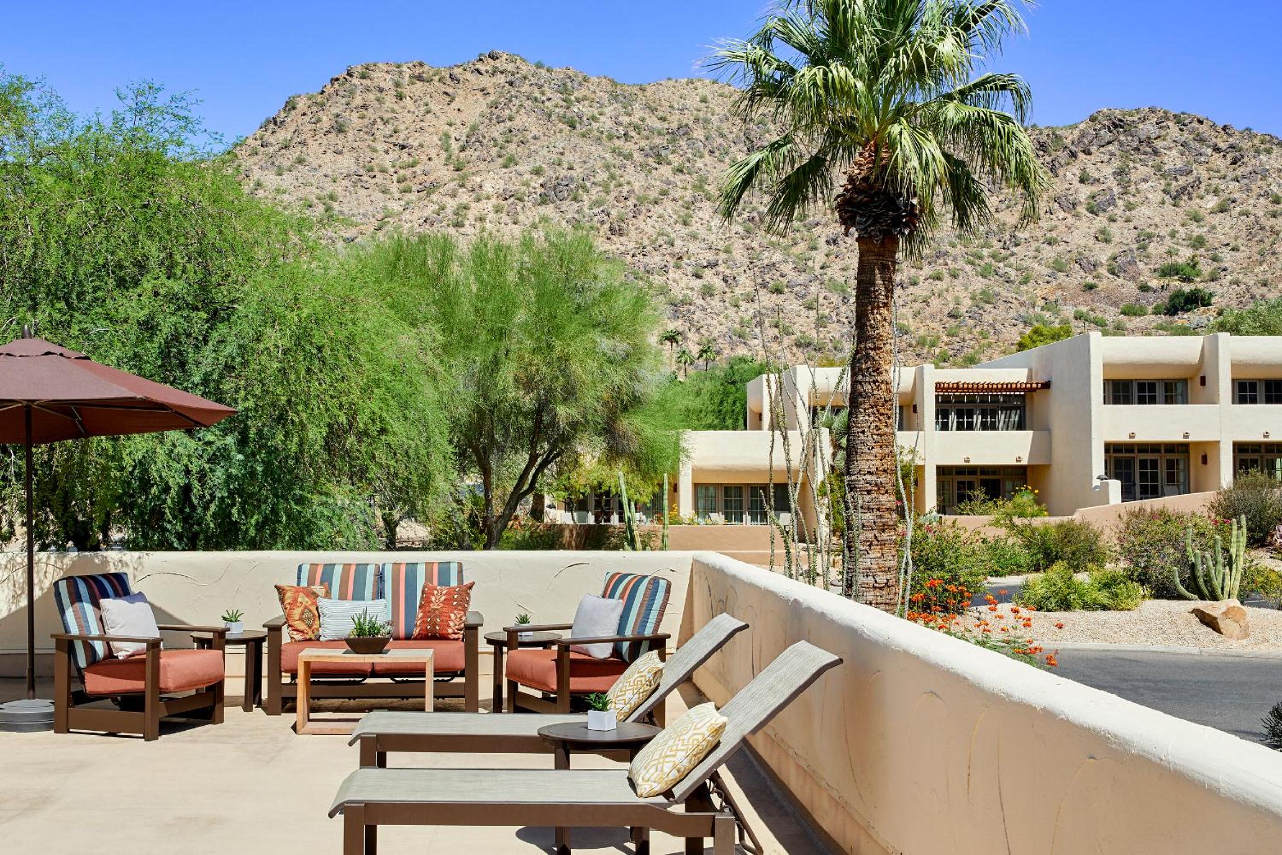 Camelback Sundeck Casita, Guest room, 2 Queen, Balcony - Photo 6