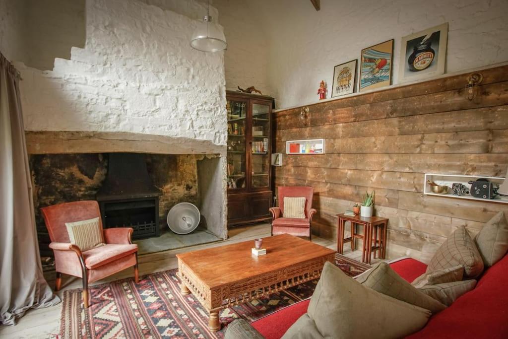 Two-Bedroom House photo 2