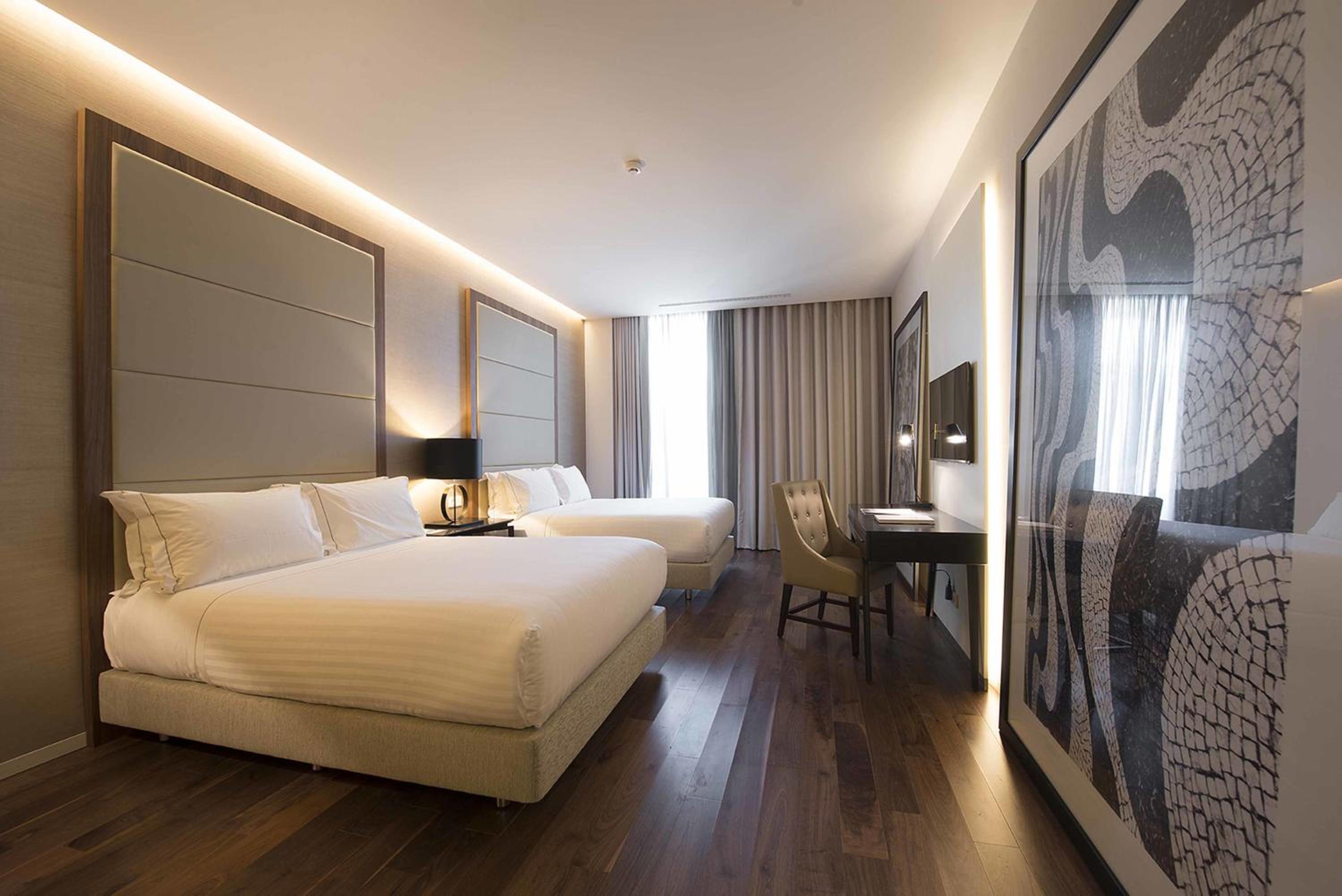 Superior Room with Two Double Beds