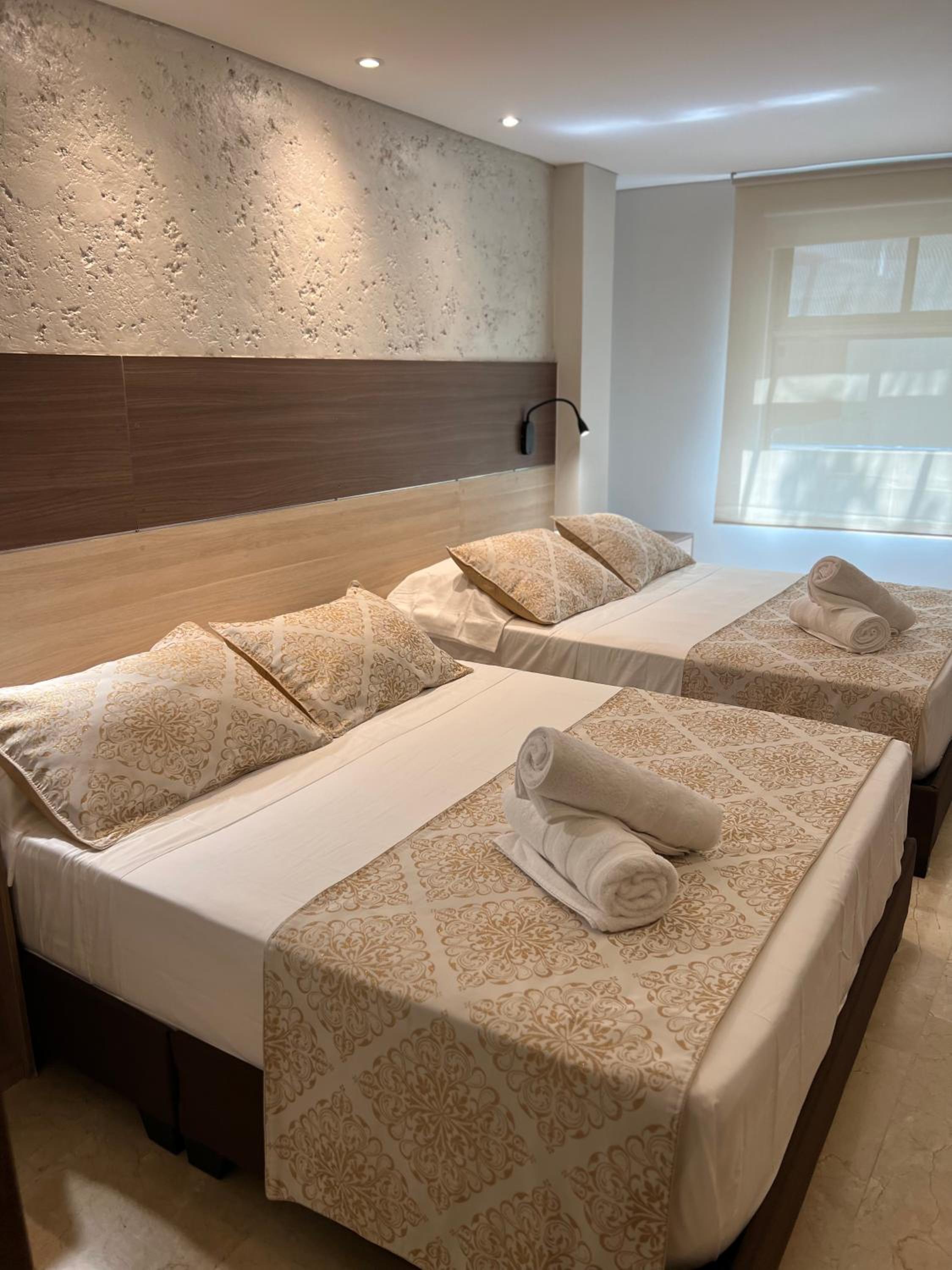 Superior Twin Room - Photo 3