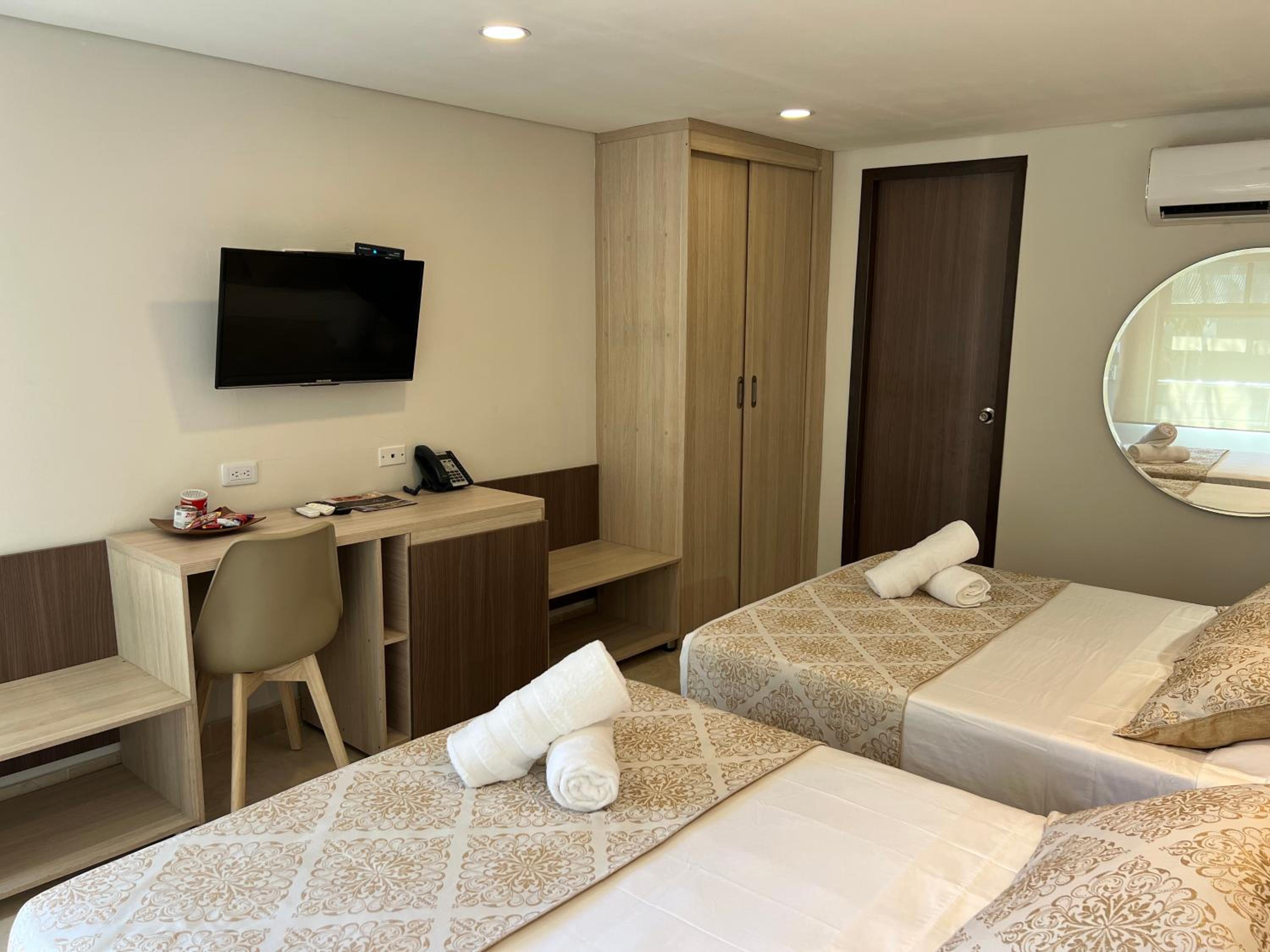 Superior Twin Room - Photo 7