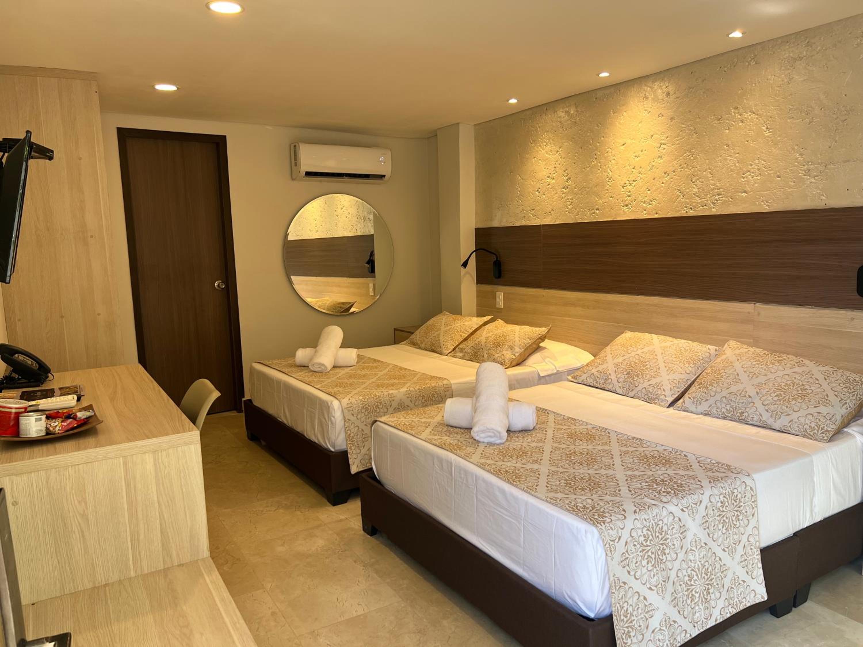 Superior Twin Room - Photo 4