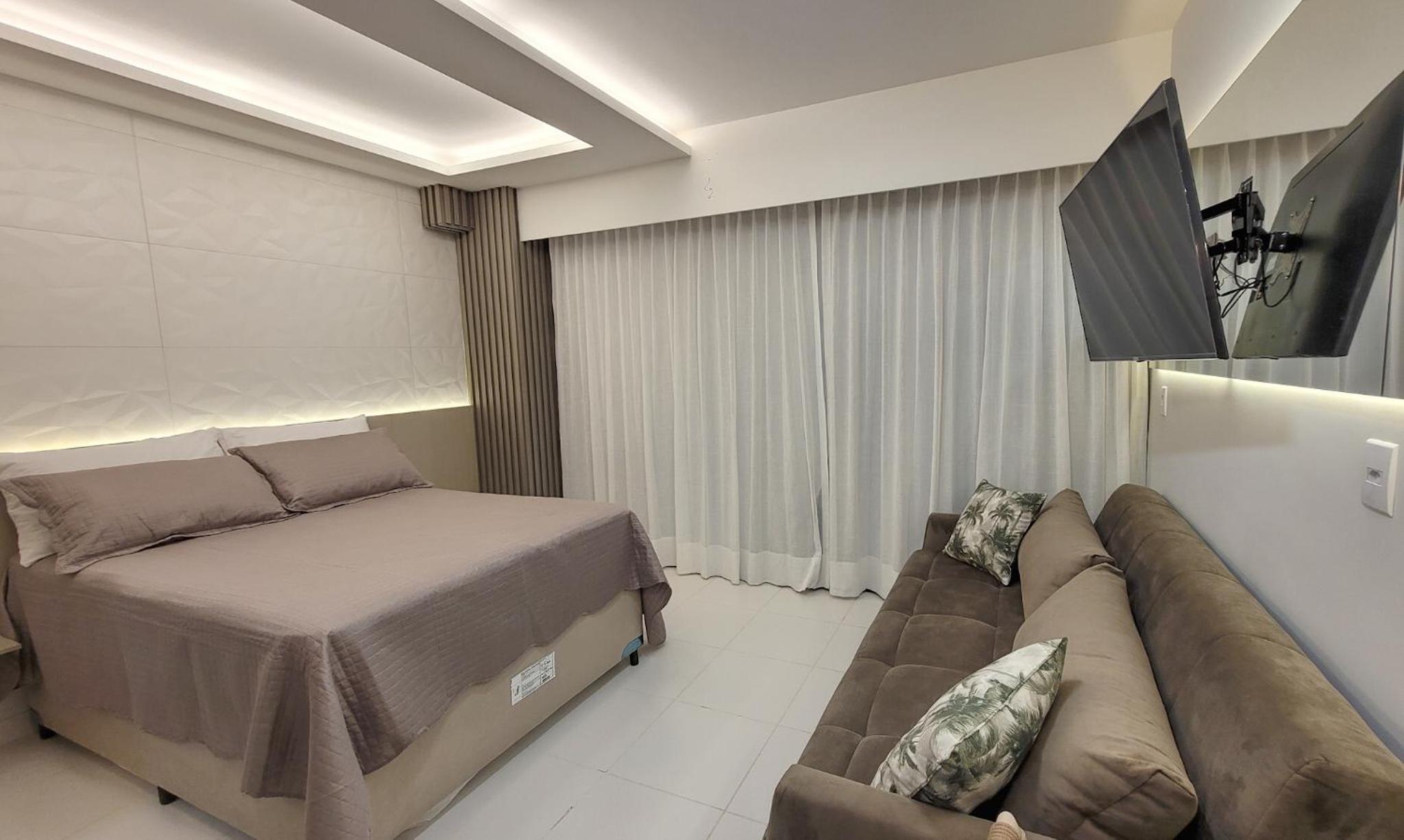 Apartment with Balcony photo 1