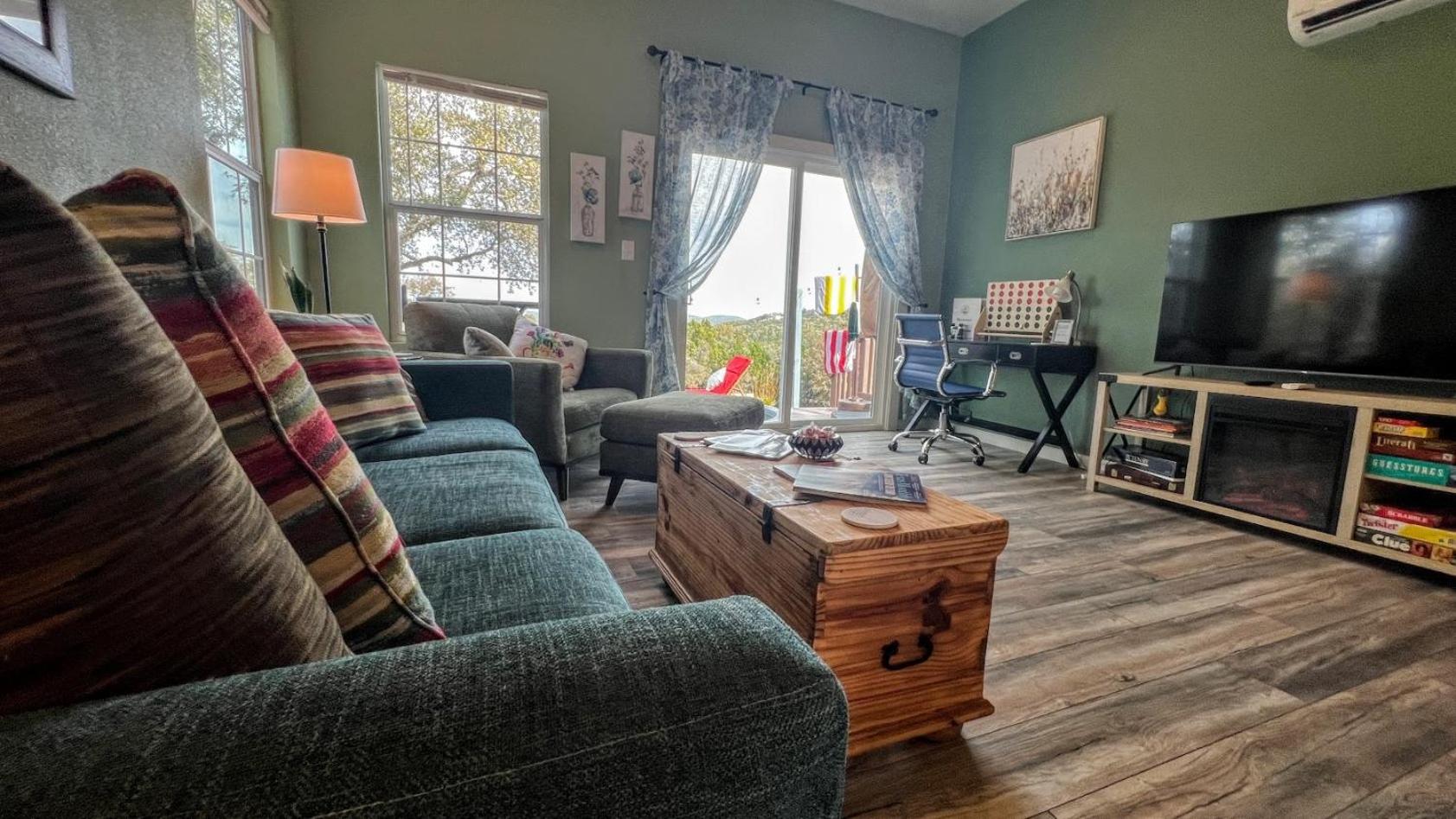 Two-Bedroom Cottage photo 1