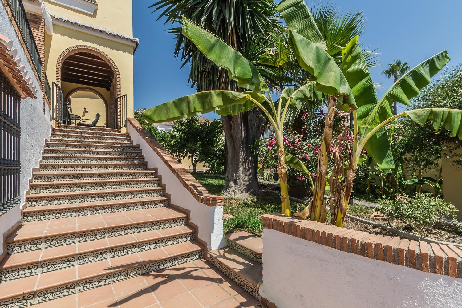 Villa with Private Pool photo 2