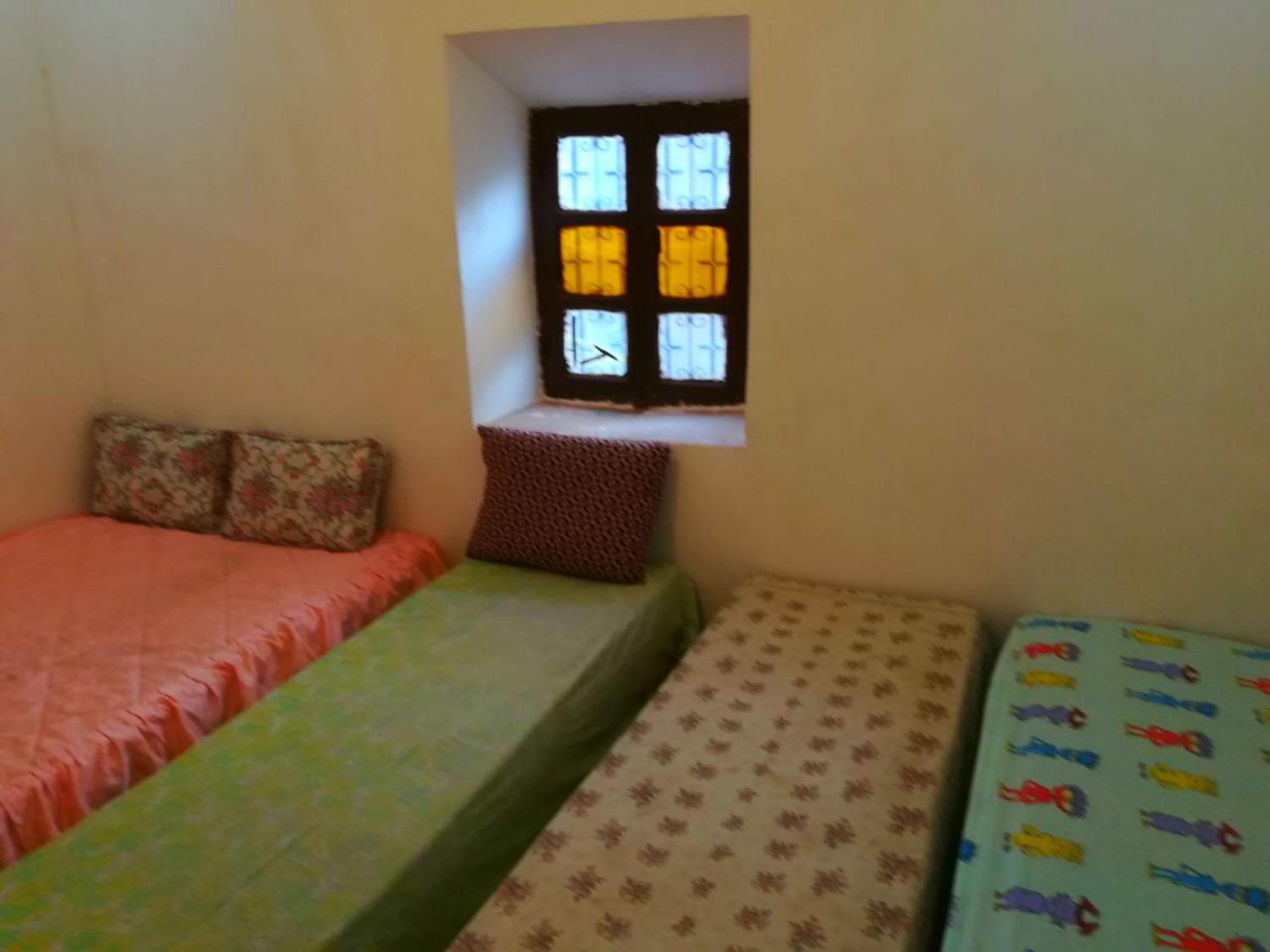 Standard Double Room with Shared Bathroom photo 1