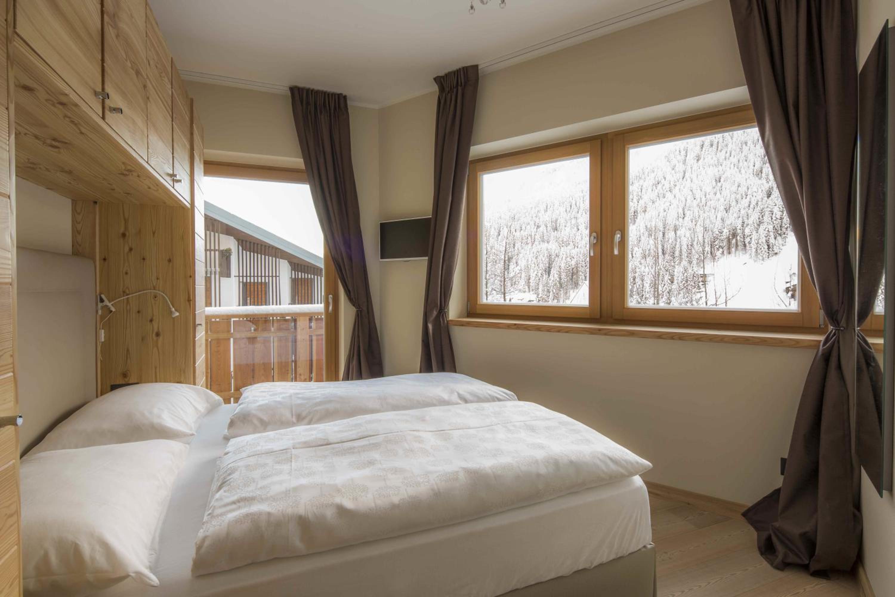 Two-Bedroom Apartment Livigno photo 2