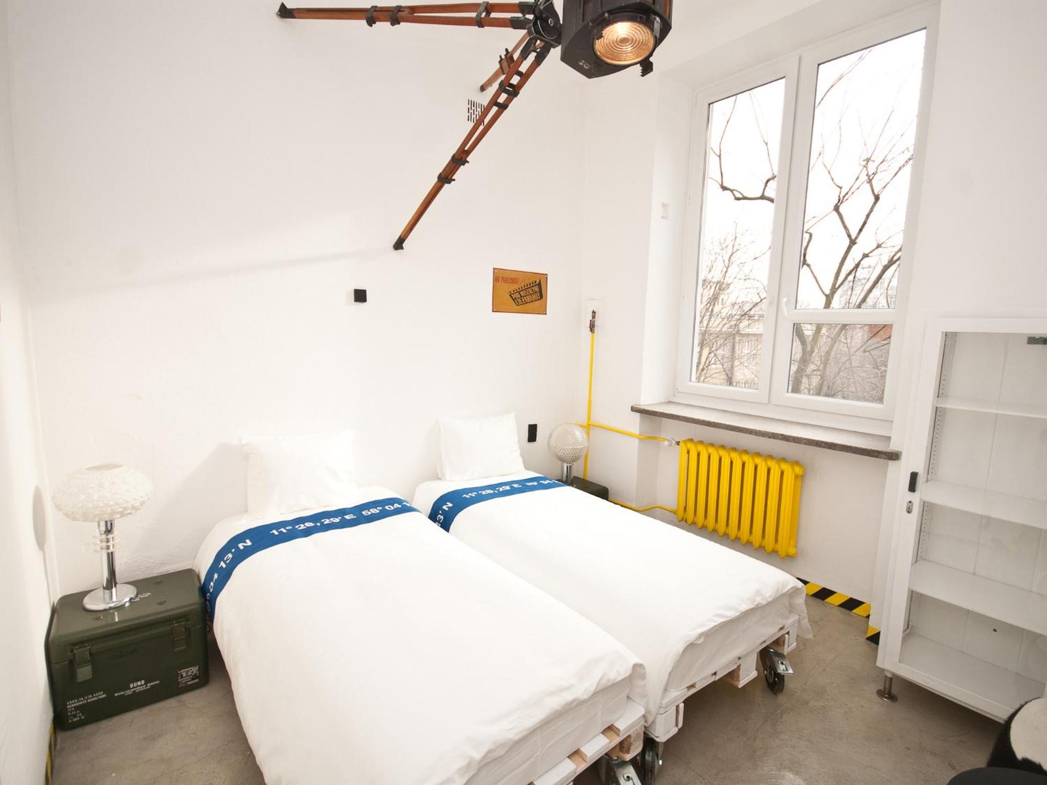 Double or Twin Room with Private External Bathroom - Photo 7