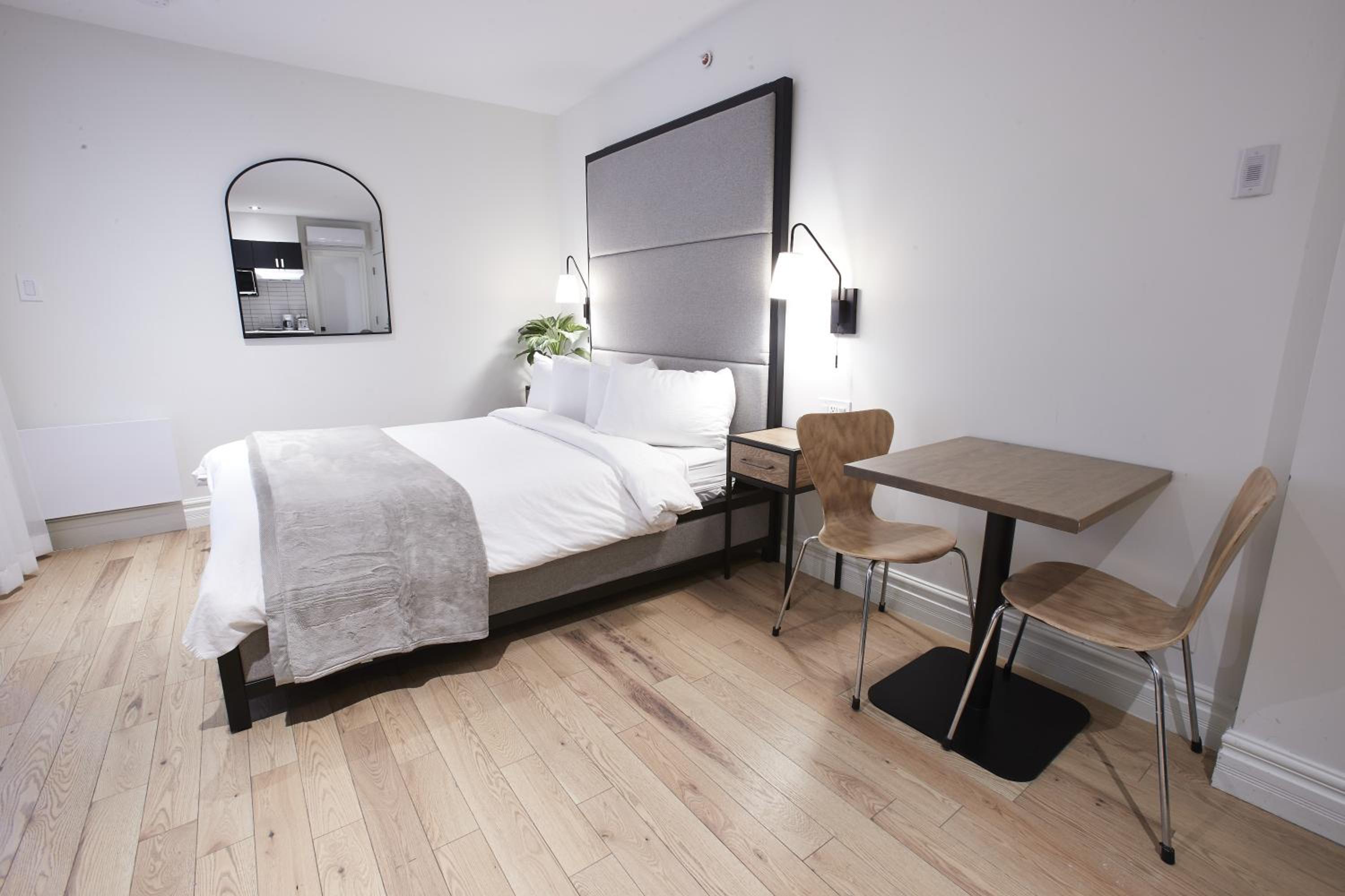 Superior Queen Room
