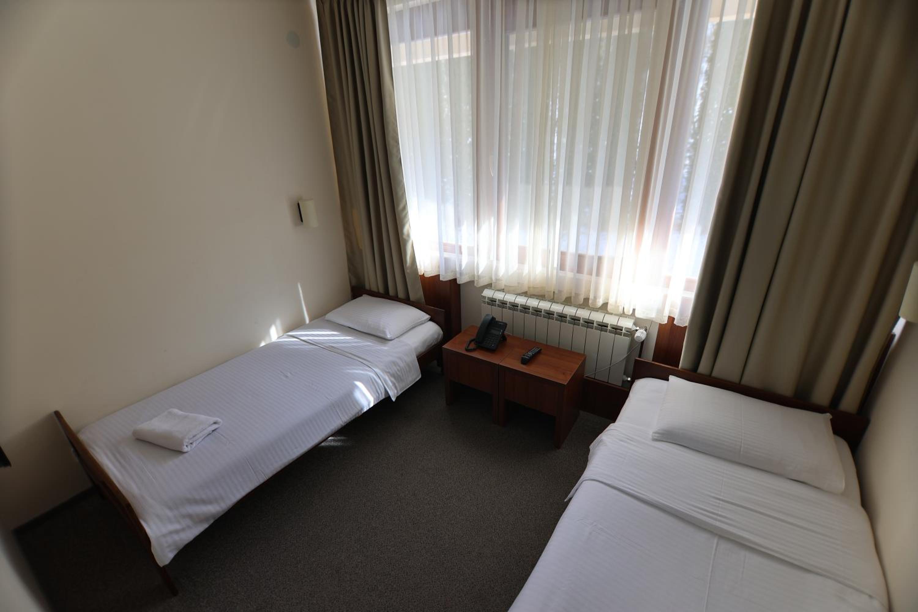 Standard Twin Room photo 1
