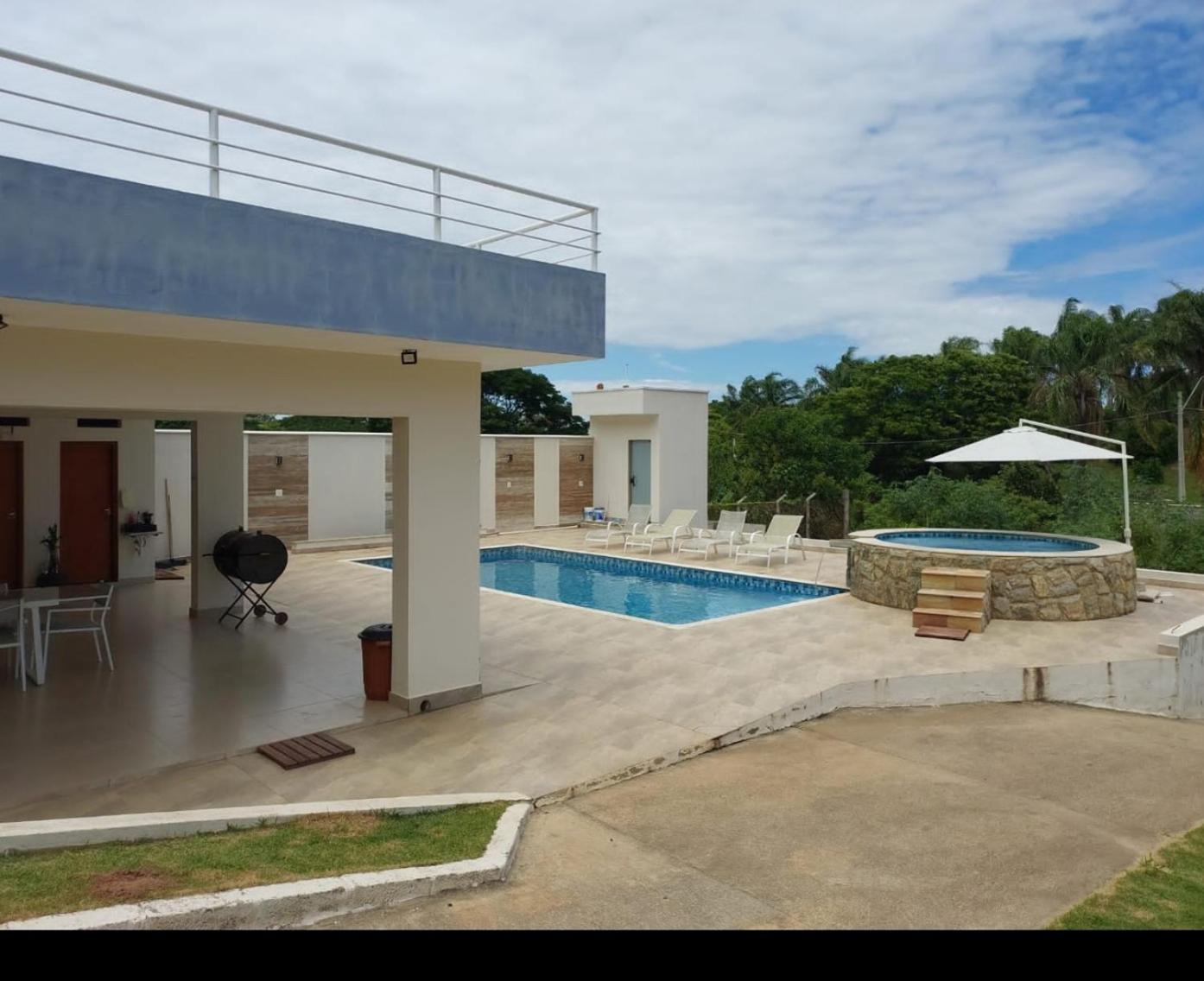 Three-Bedroom House photo 3