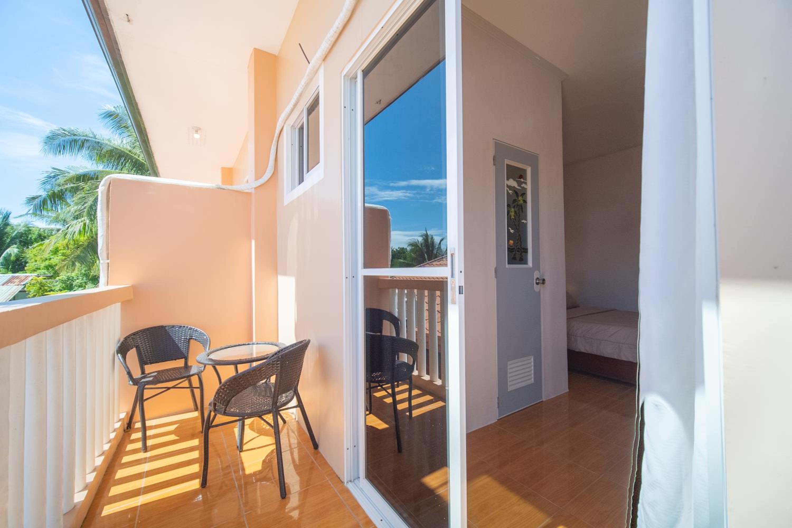 Double Room with Garden View photo 2