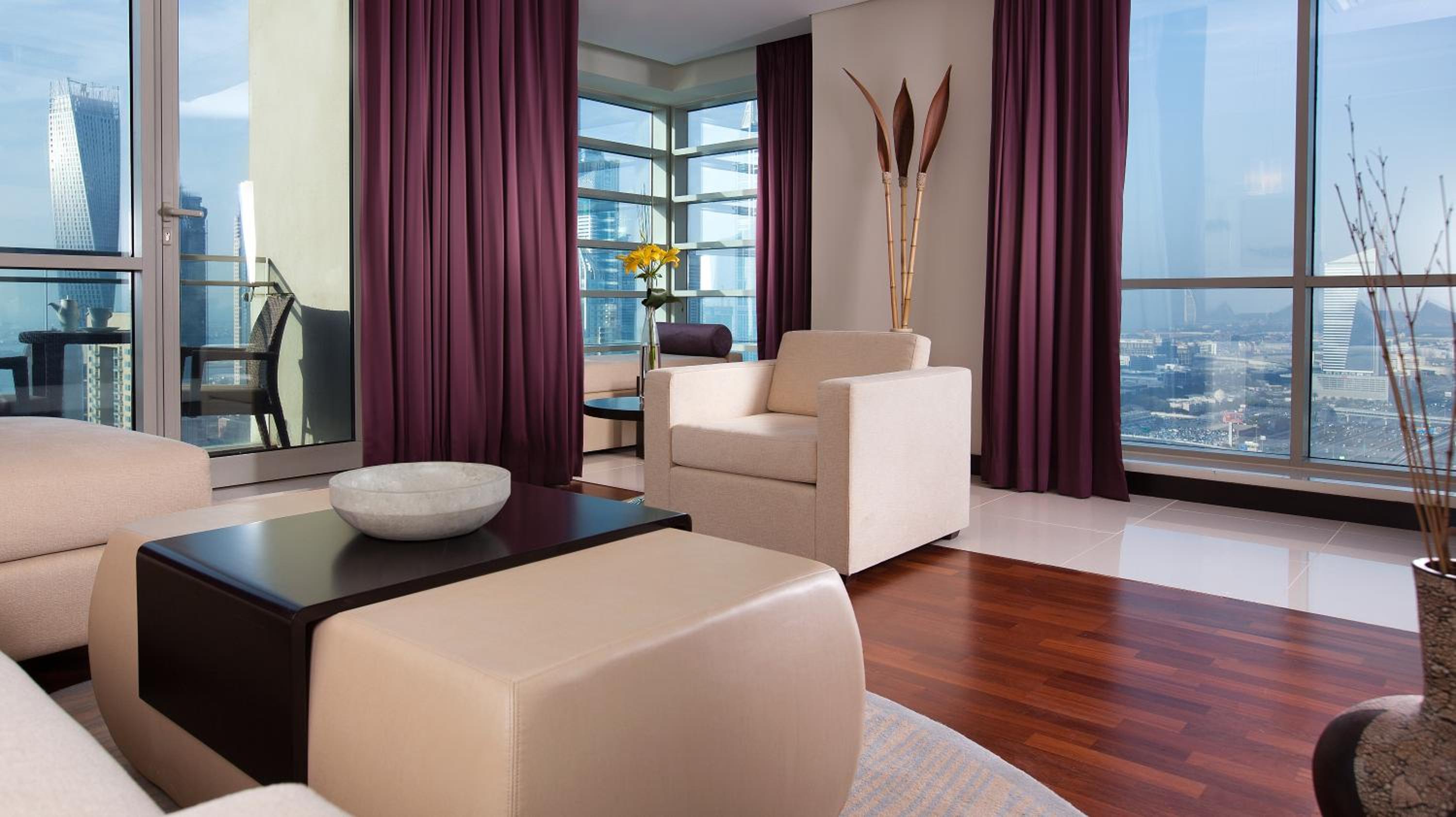 Three-Bedroom Suite with Executive Lounge Access photo 2